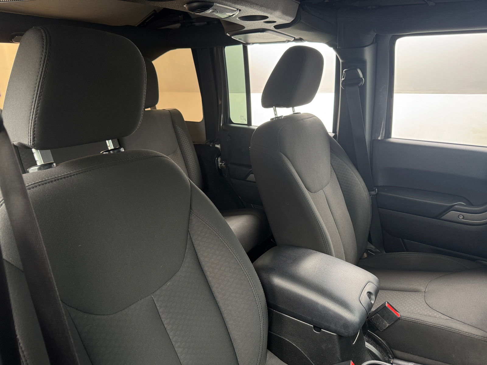 Thumbnail: 2017 Jeep Wrangler - 2