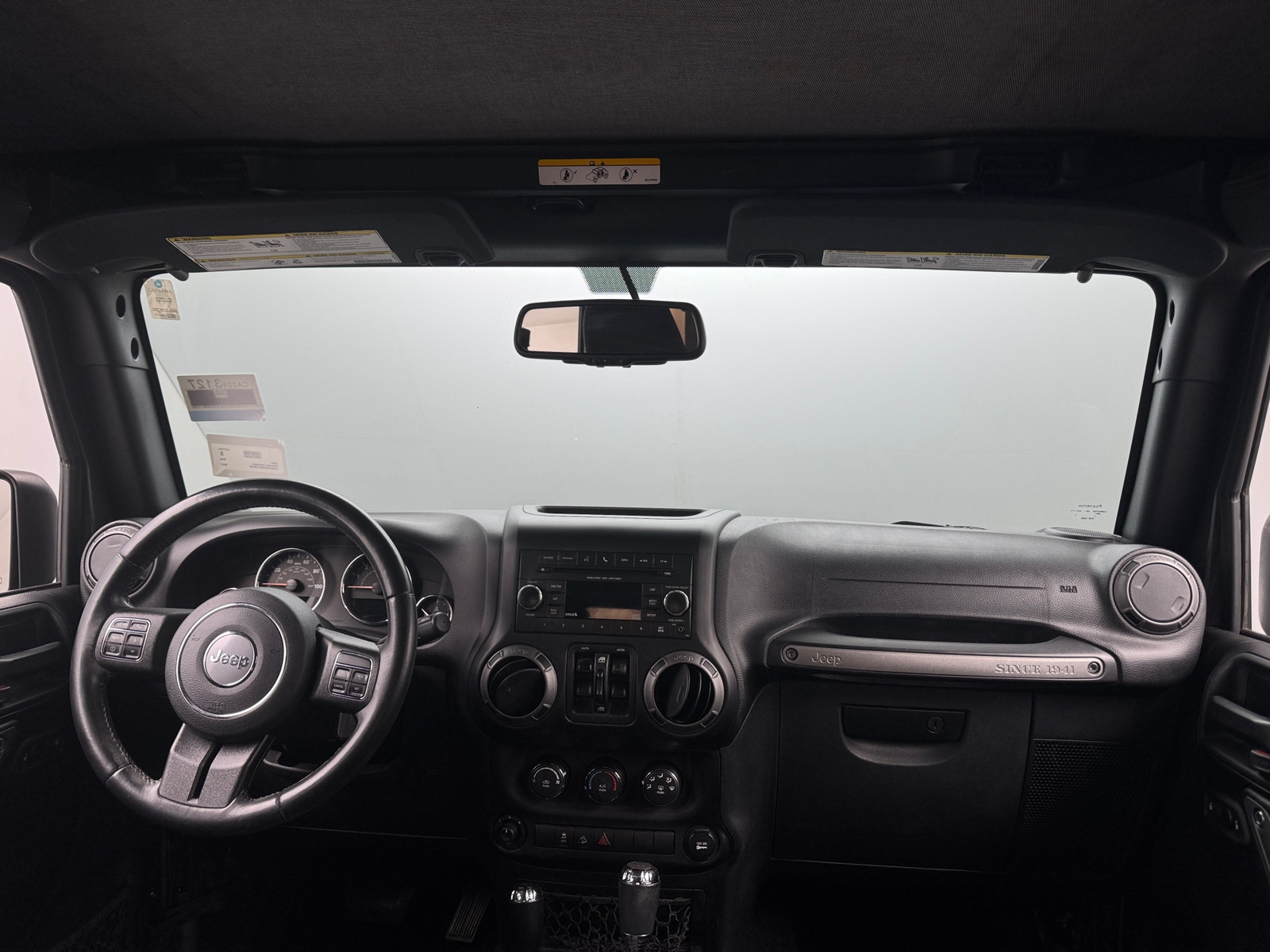 Thumbnail: 2017 Jeep Wrangler - 3