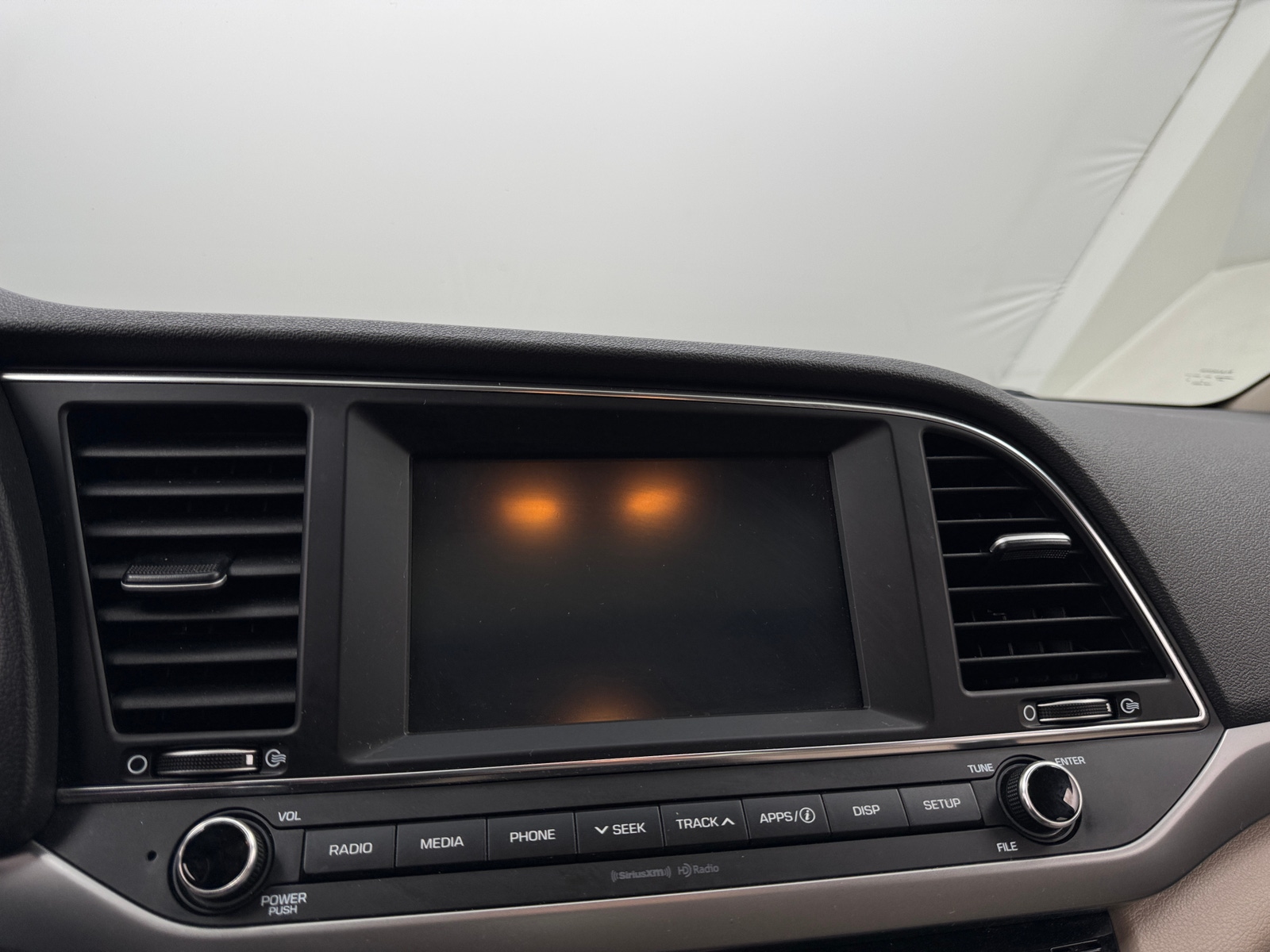 Thumbnail: 2017 Hyundai Elantra - 4