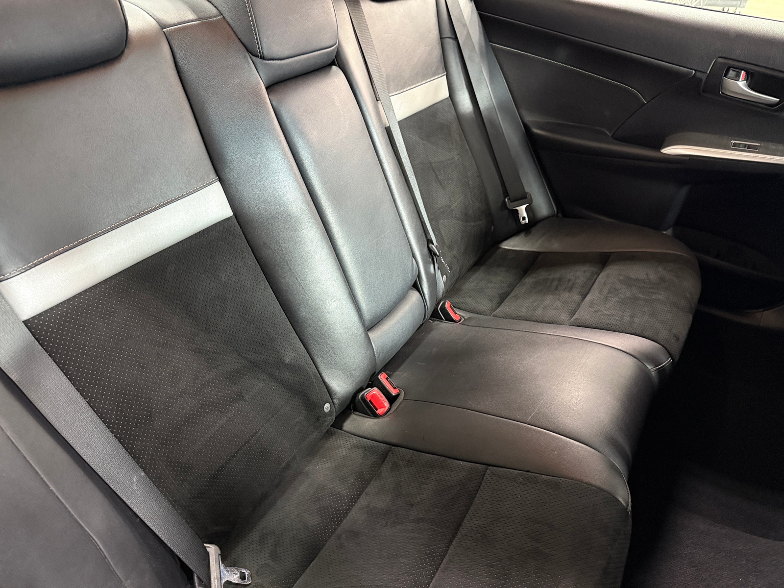 Thumbnail: 2013 Toyota Camry - 6