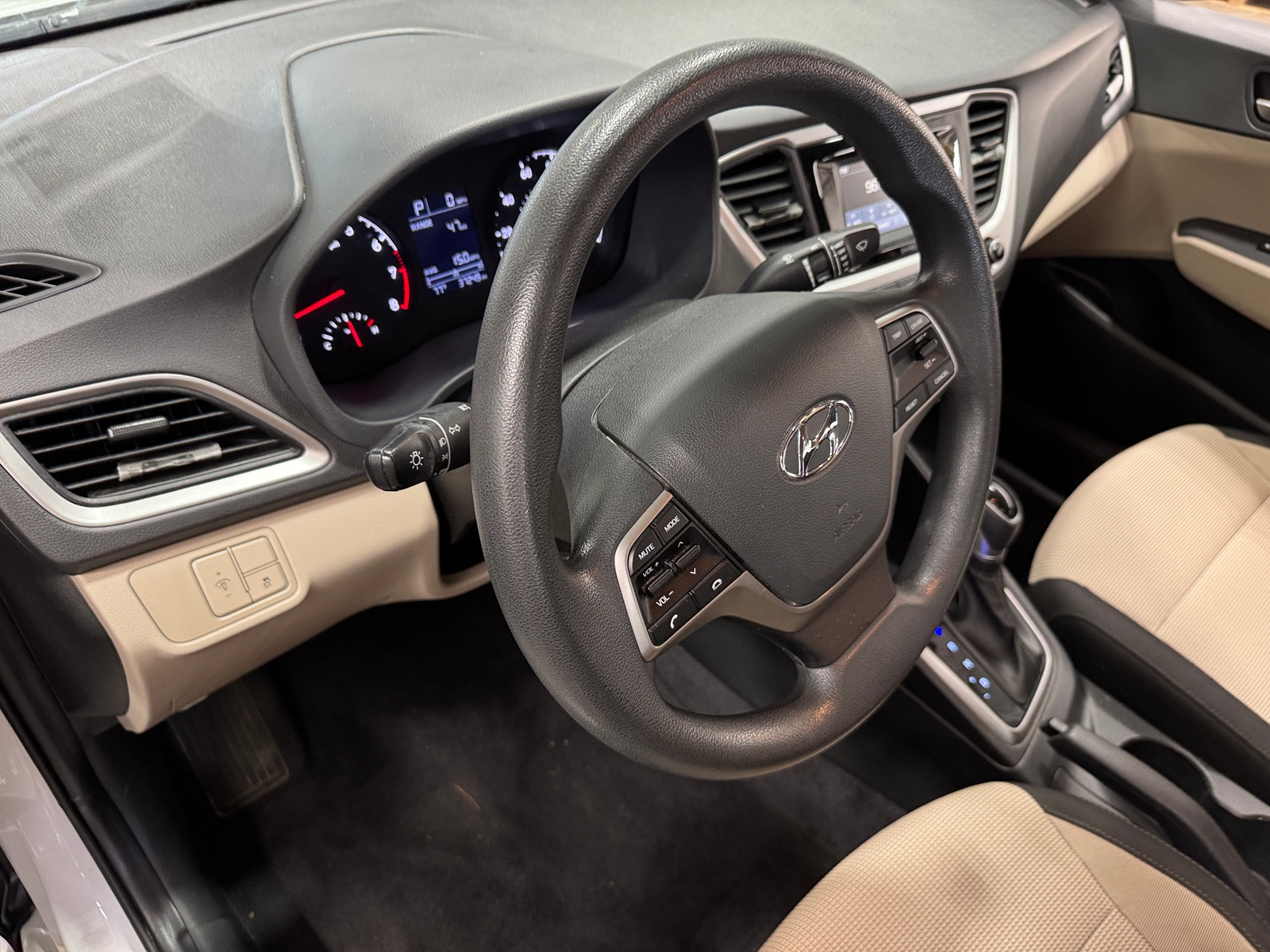 Thumbnail: 2020 Hyundai Accent - 3