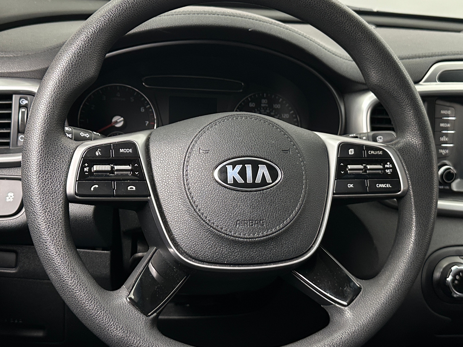 Thumbnail: 2019 Kia Sorento - 5