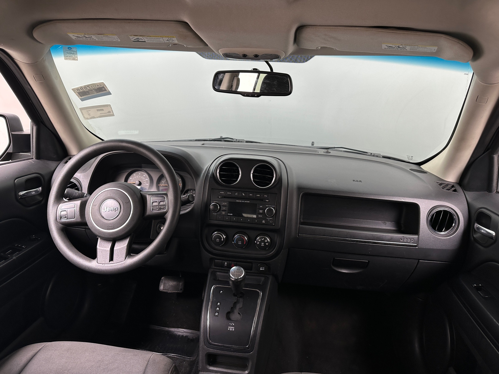 Thumbnail: 2017 Jeep Patriot - 3