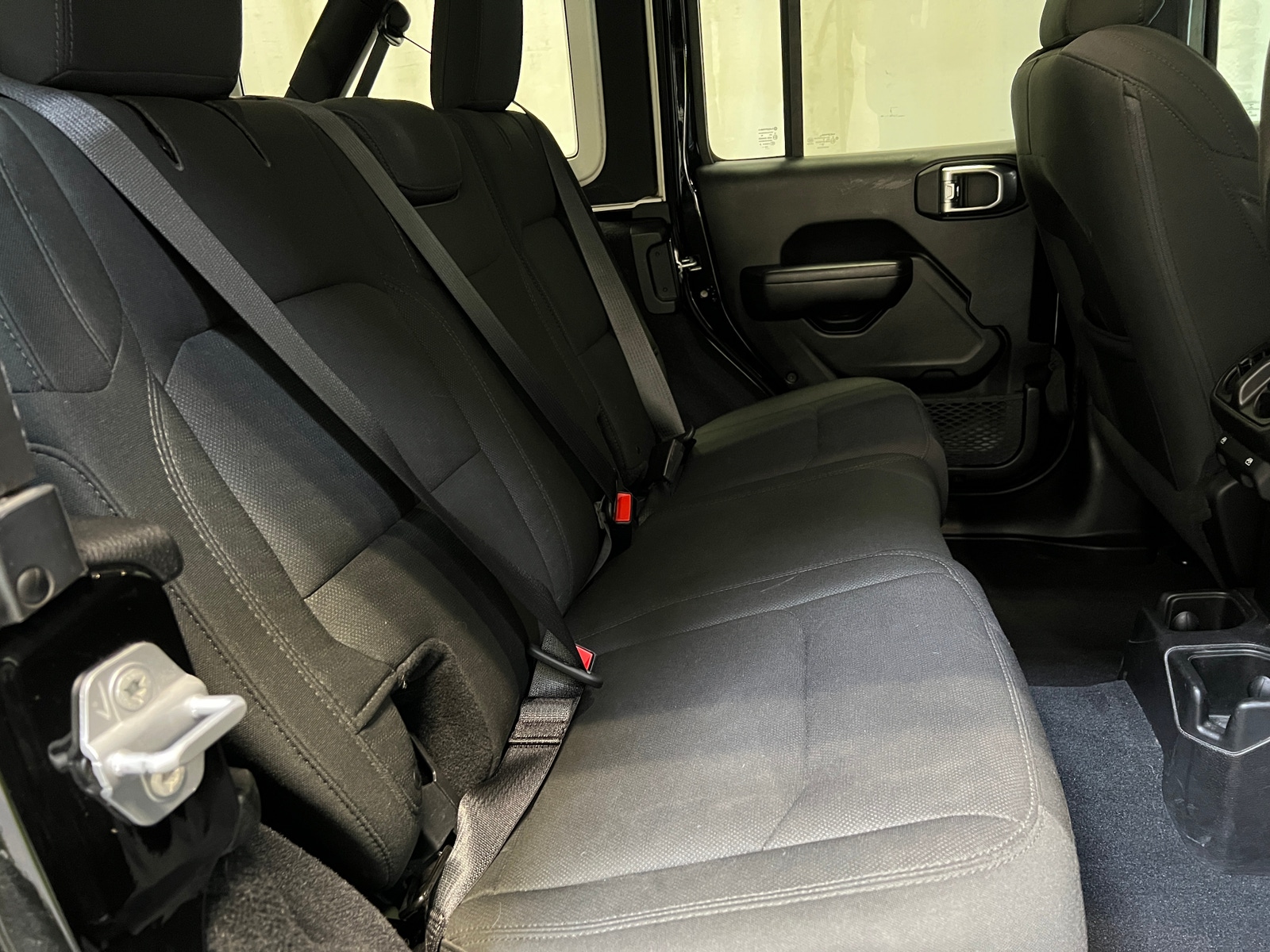 Thumbnail: 2019 Jeep Wrangler - 6