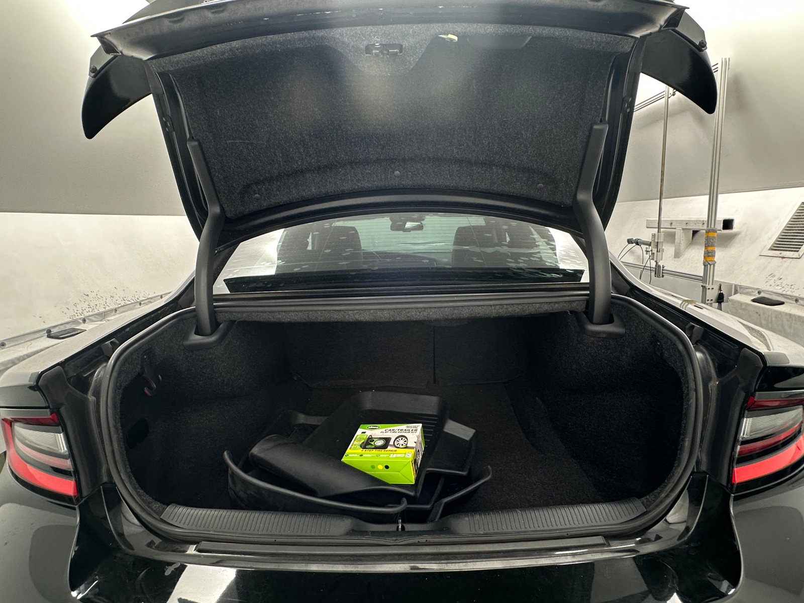 Thumbnail: 2016 Dodge Charger - 7