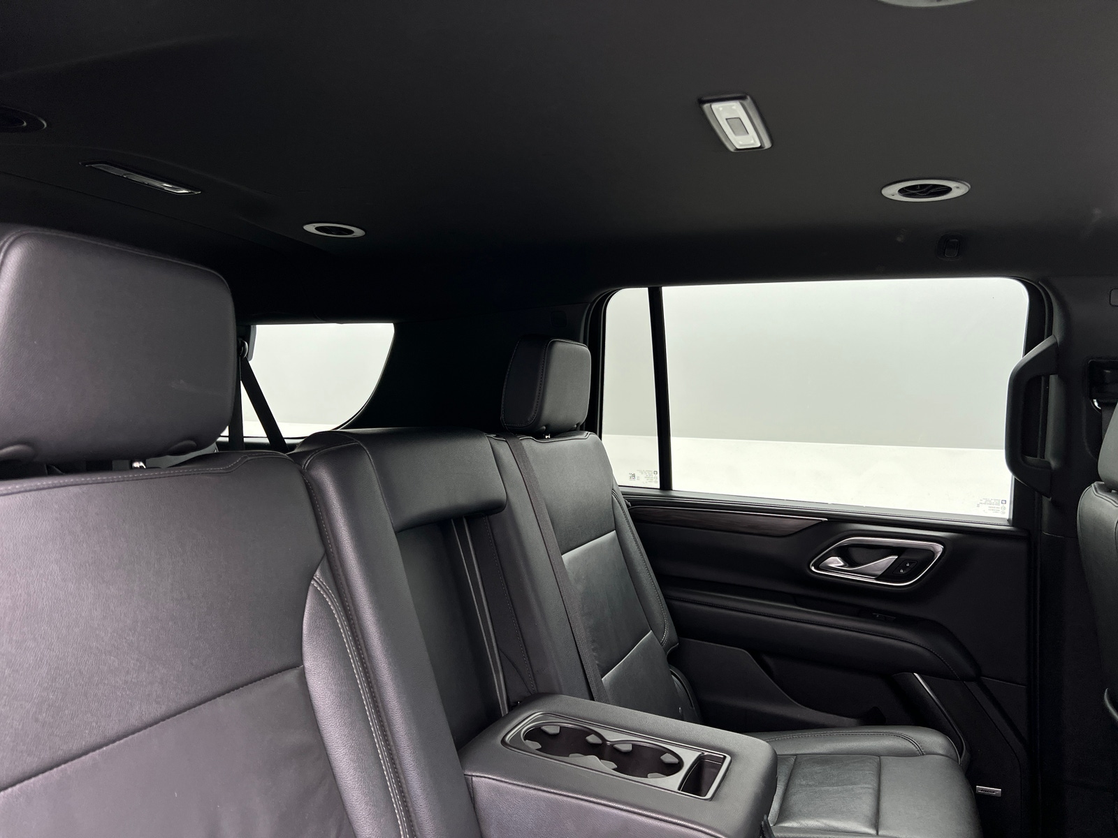 Thumbnail: 2022 Chevrolet Suburban - 6