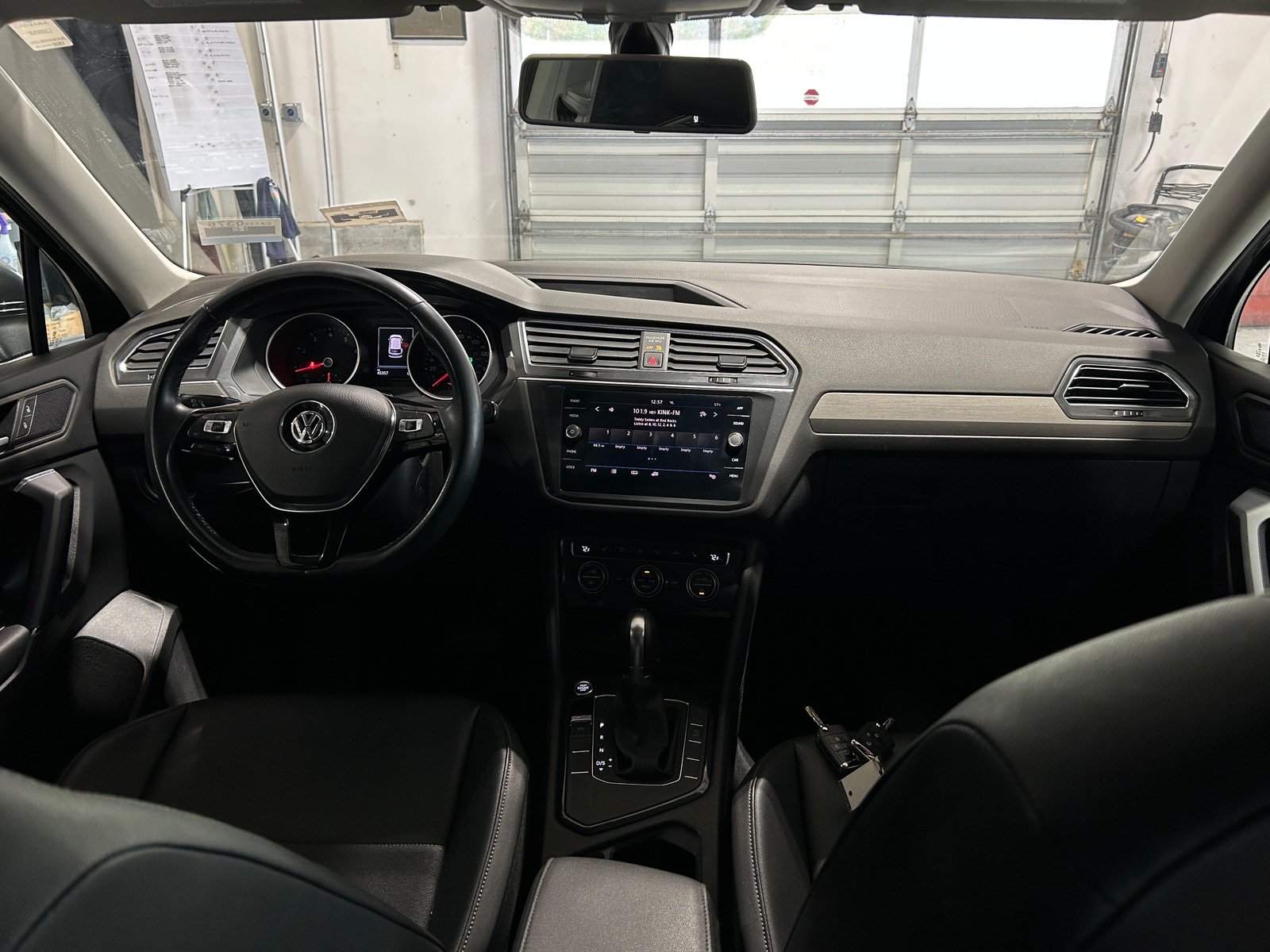 Thumbnail: 2019 Volkswagen Tiguan - 2
