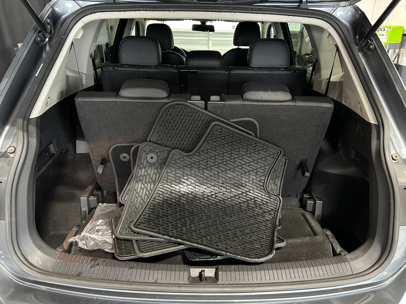 Thumbnail: 2019 Volkswagen Tiguan - 6