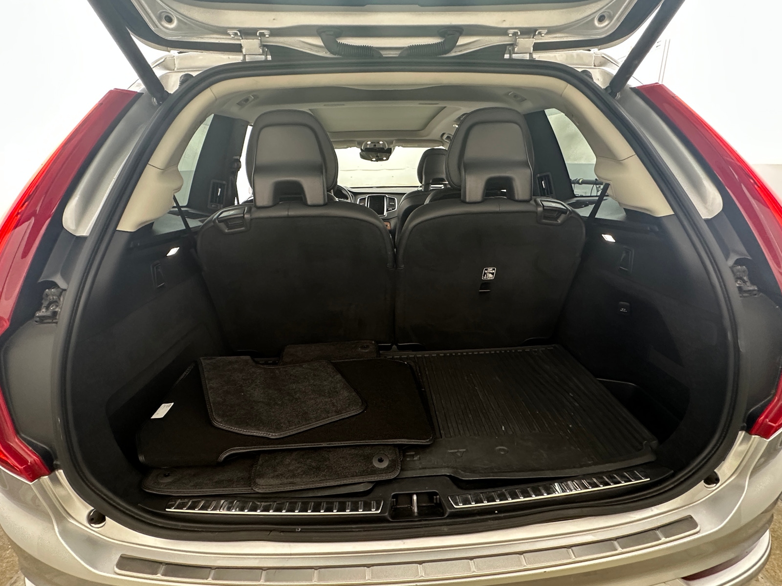 Thumbnail: 2021 Volvo XC90 - 6