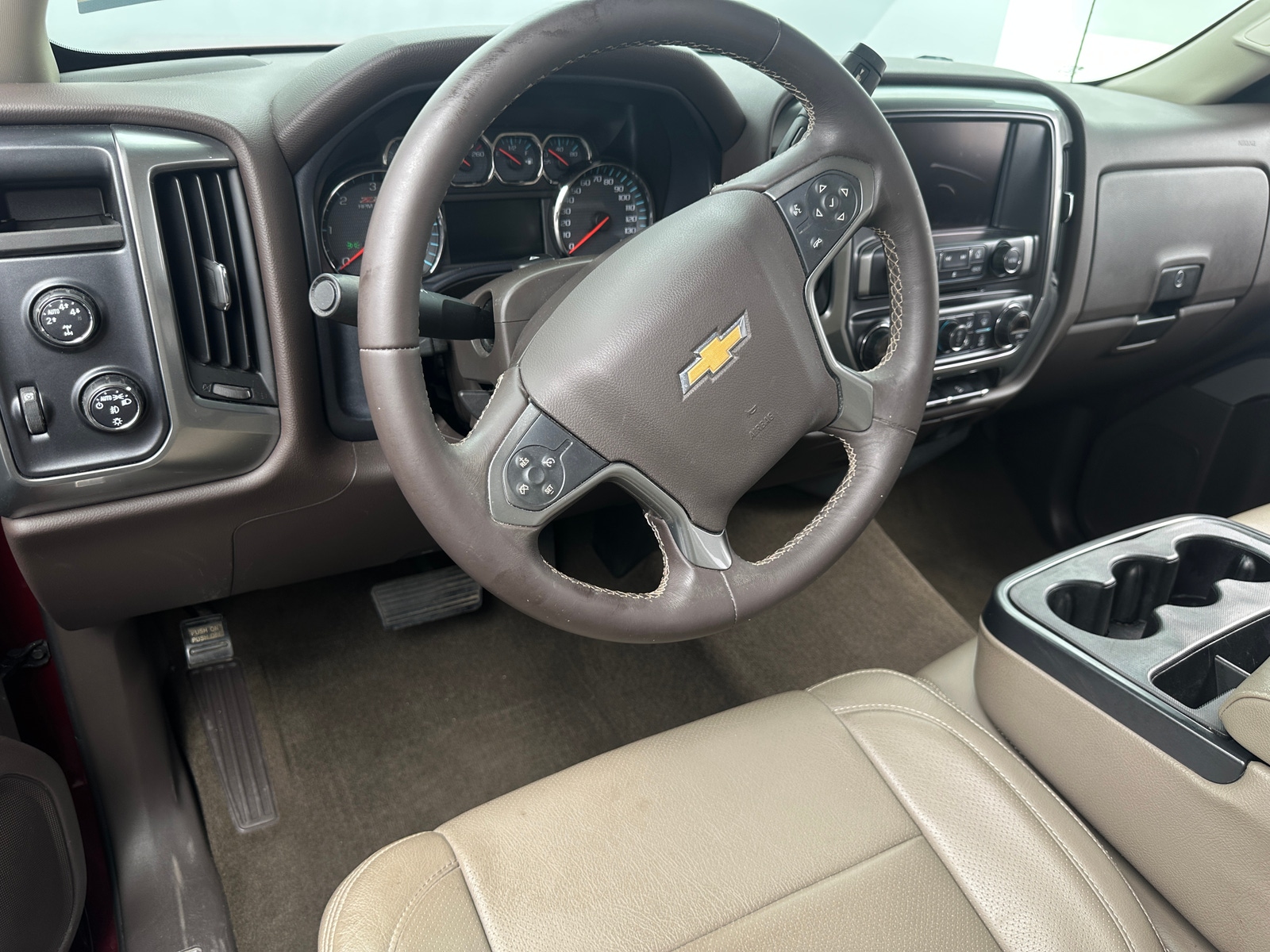 Thumbnail: 2015 Chevrolet Silverado 1500 - 3