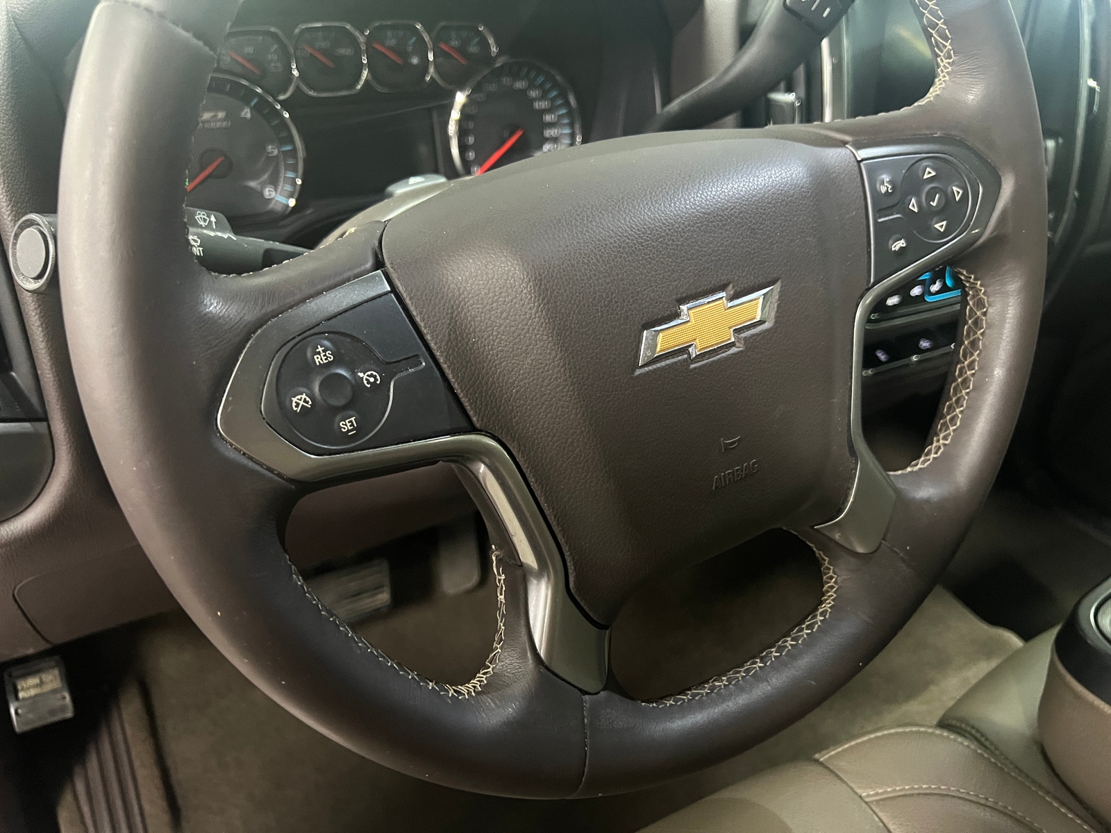 Thumbnail: 2015 Chevrolet Silverado 1500 - 5