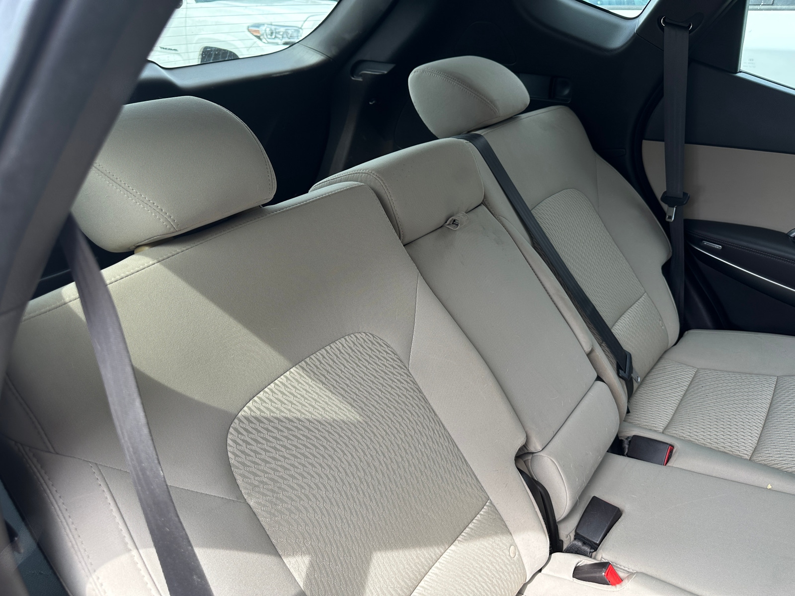 Thumbnail: 2017 Hyundai Santa Fe - 6