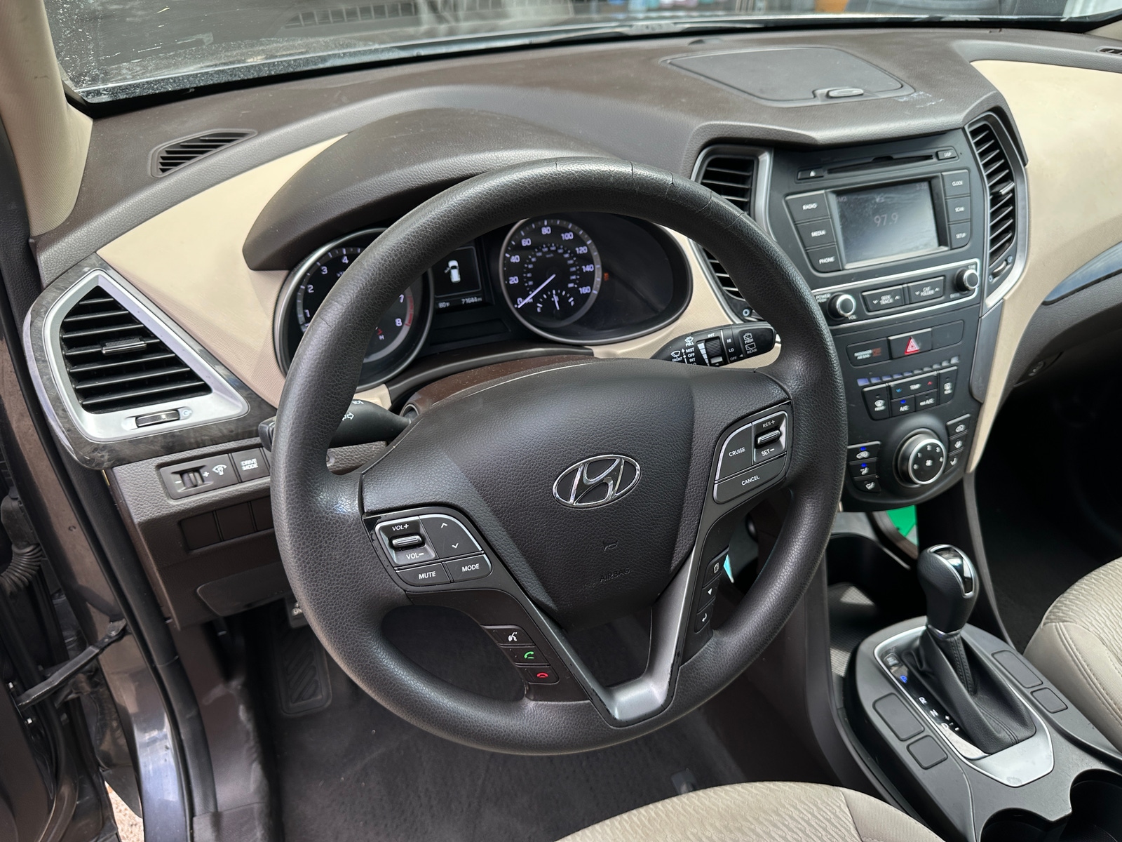 Thumbnail: 2017 Hyundai Santa Fe - 5