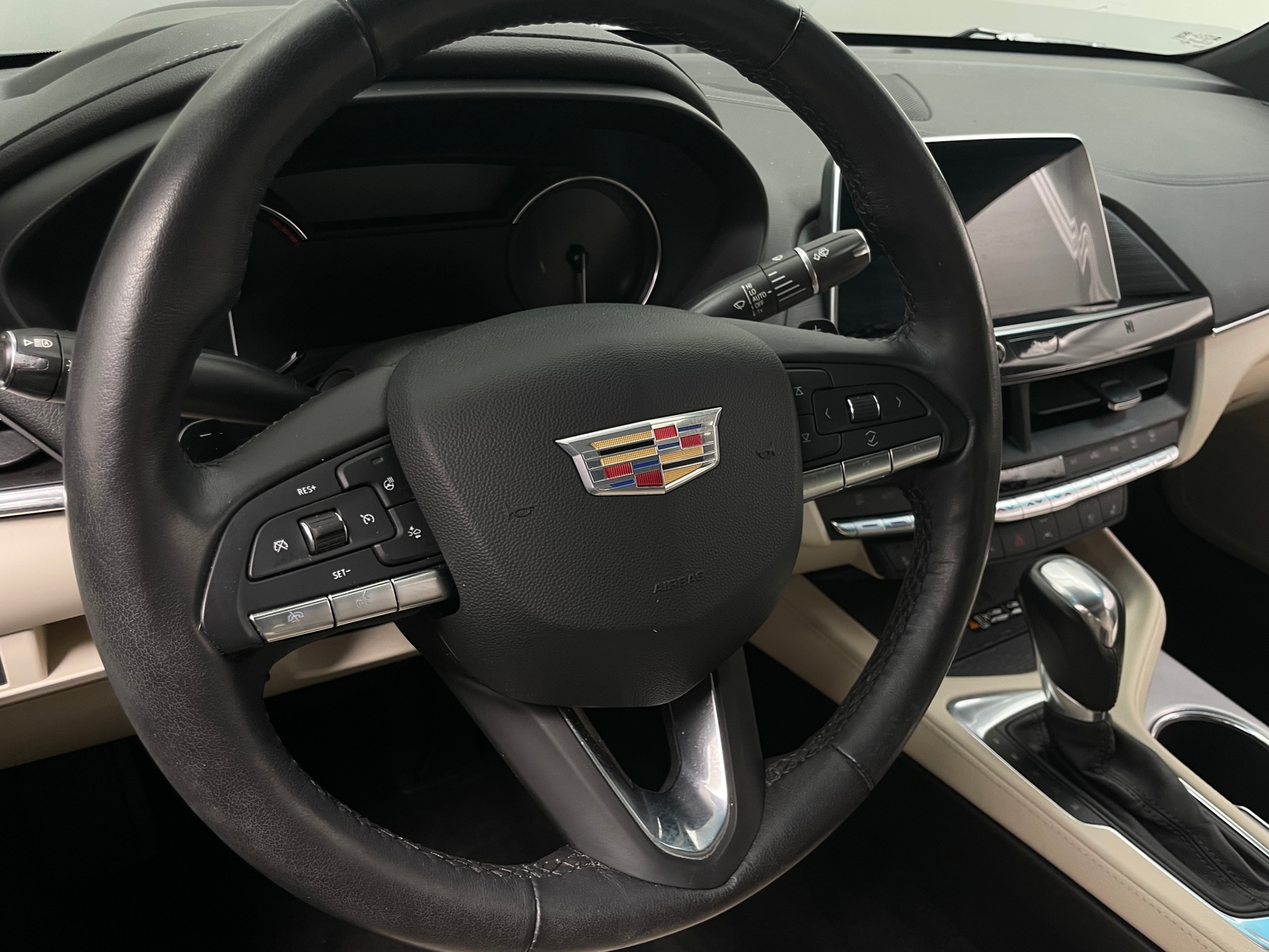 Thumbnail: 2021 Cadillac CT4 - 4