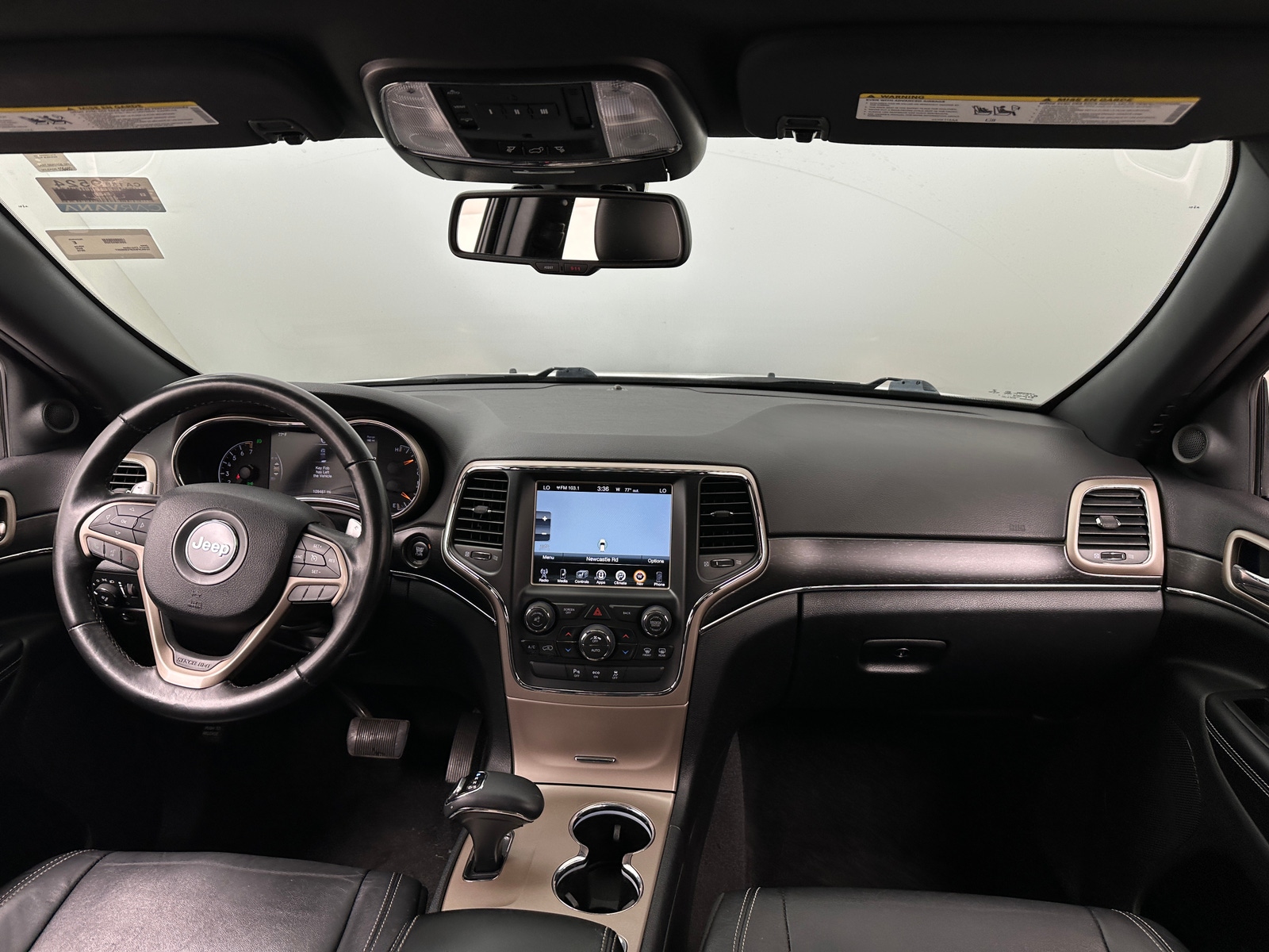Thumbnail: 2015 Jeep Grand Cherokee - 2