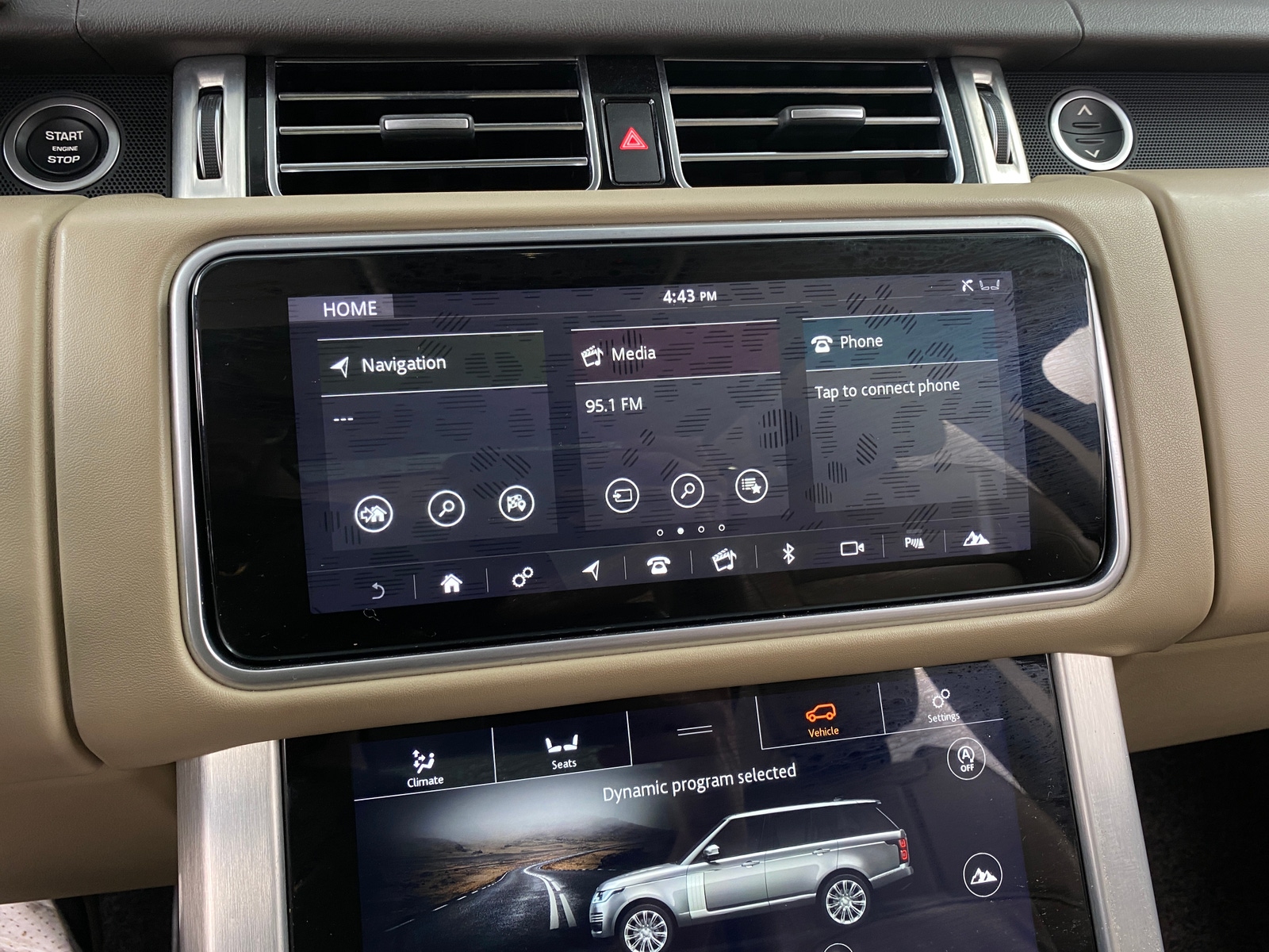Thumbnail: 2018 Land Rover Range Rover - 3