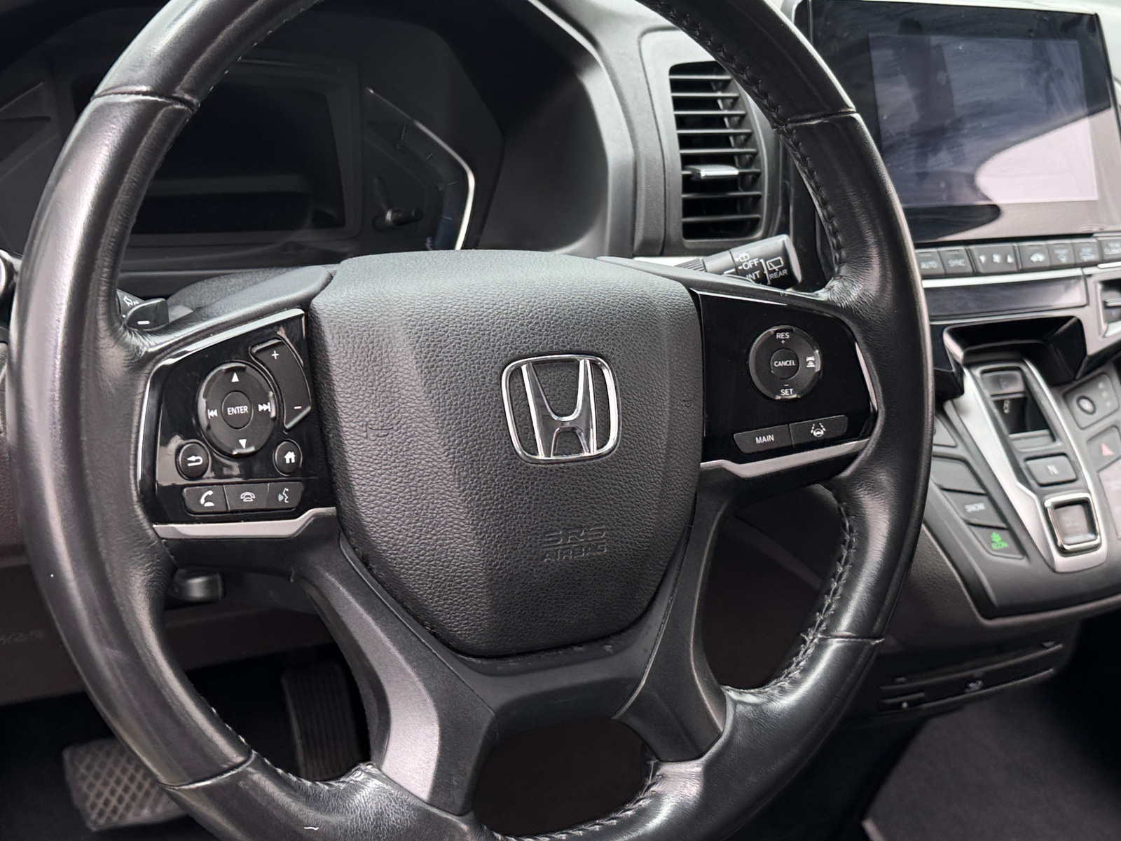 Thumbnail: 2018 Honda Odyssey - 4