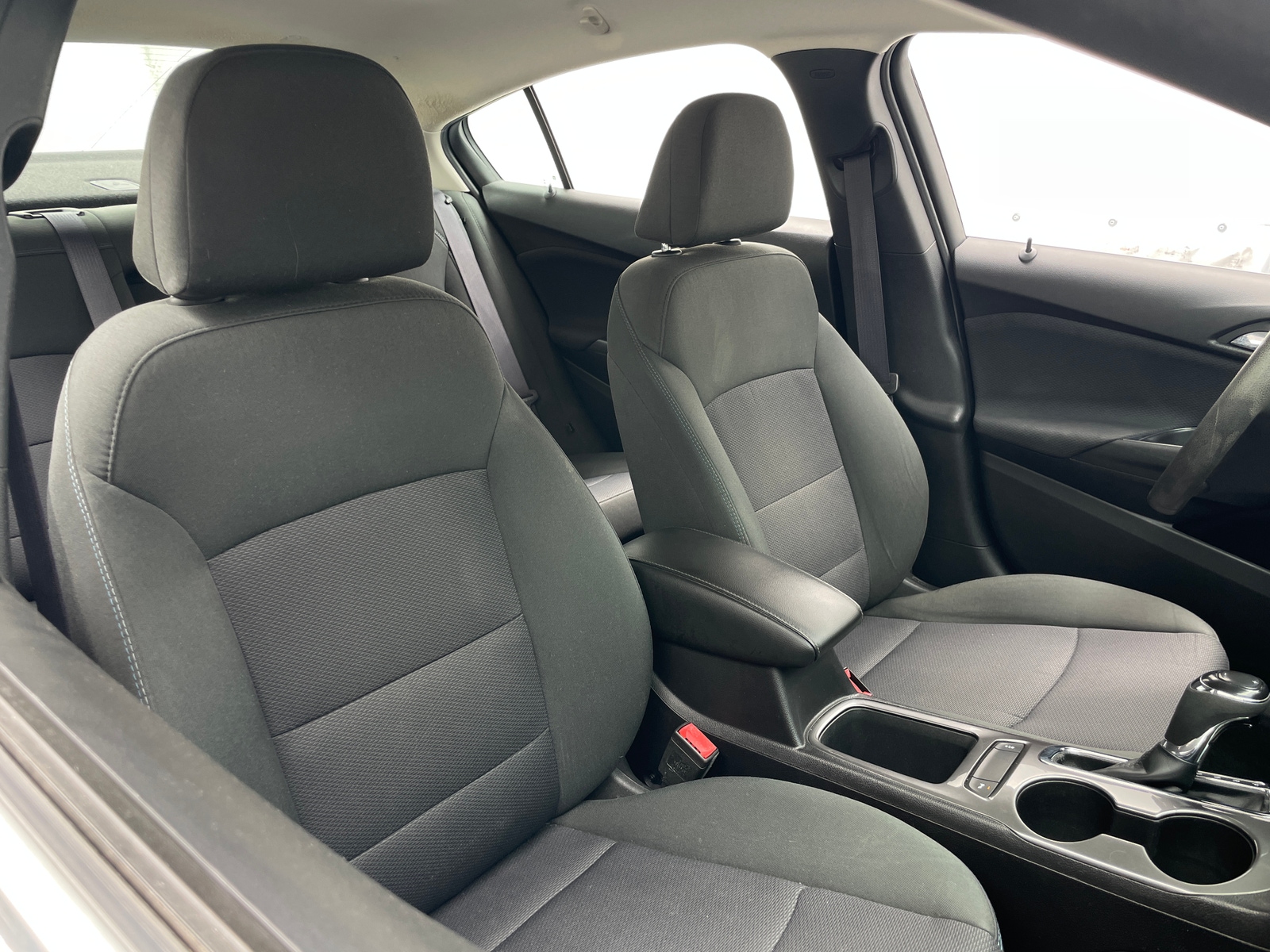 Thumbnail: 2017 Chevrolet Cruze - 2