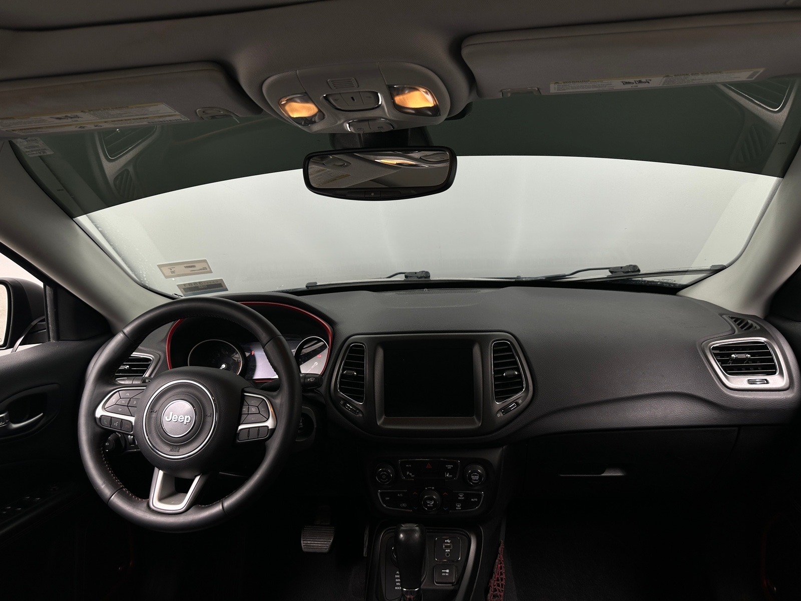 Thumbnail: 2018 Jeep Compass - 3