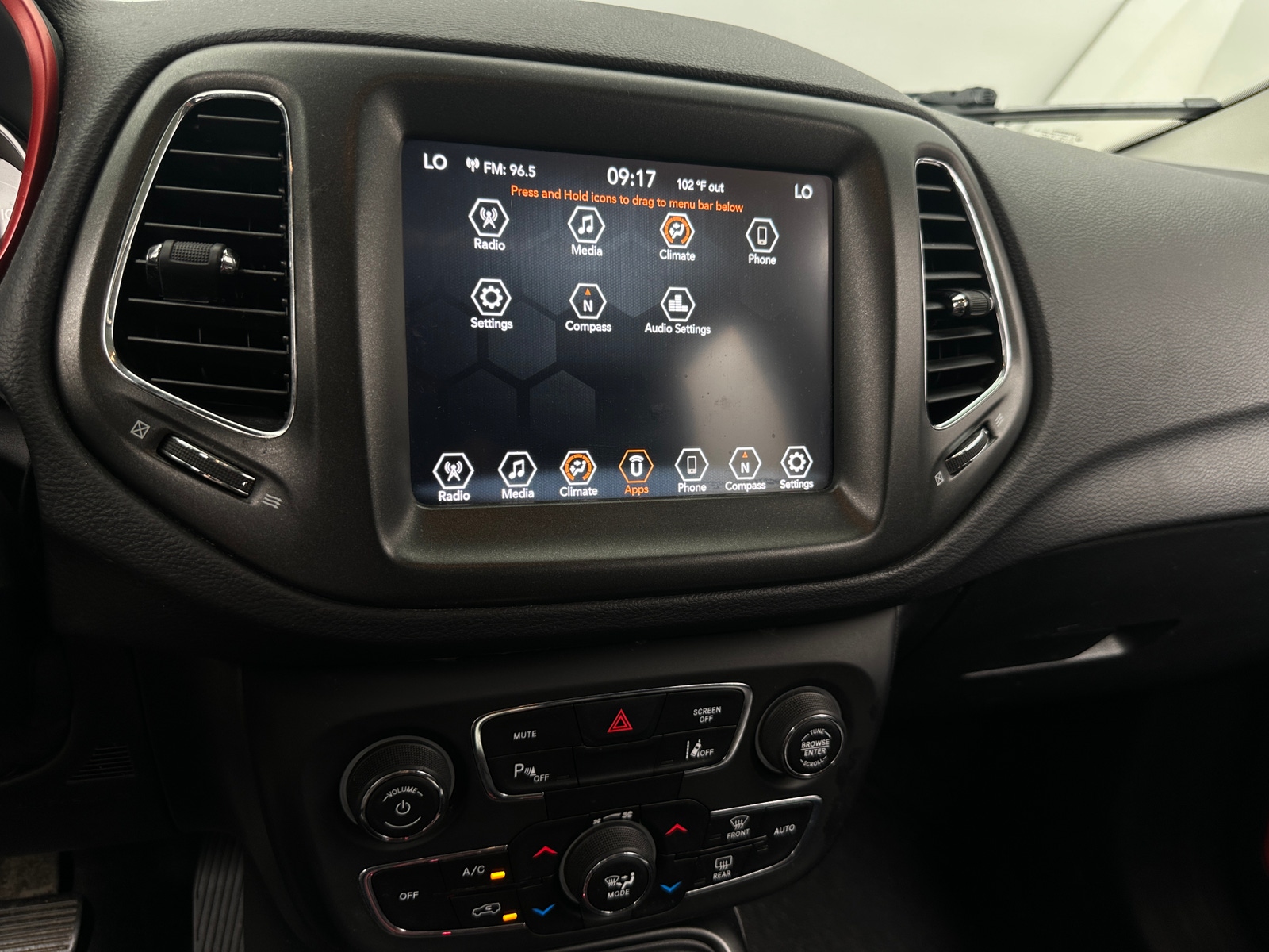 Thumbnail: 2018 Jeep Compass - 4