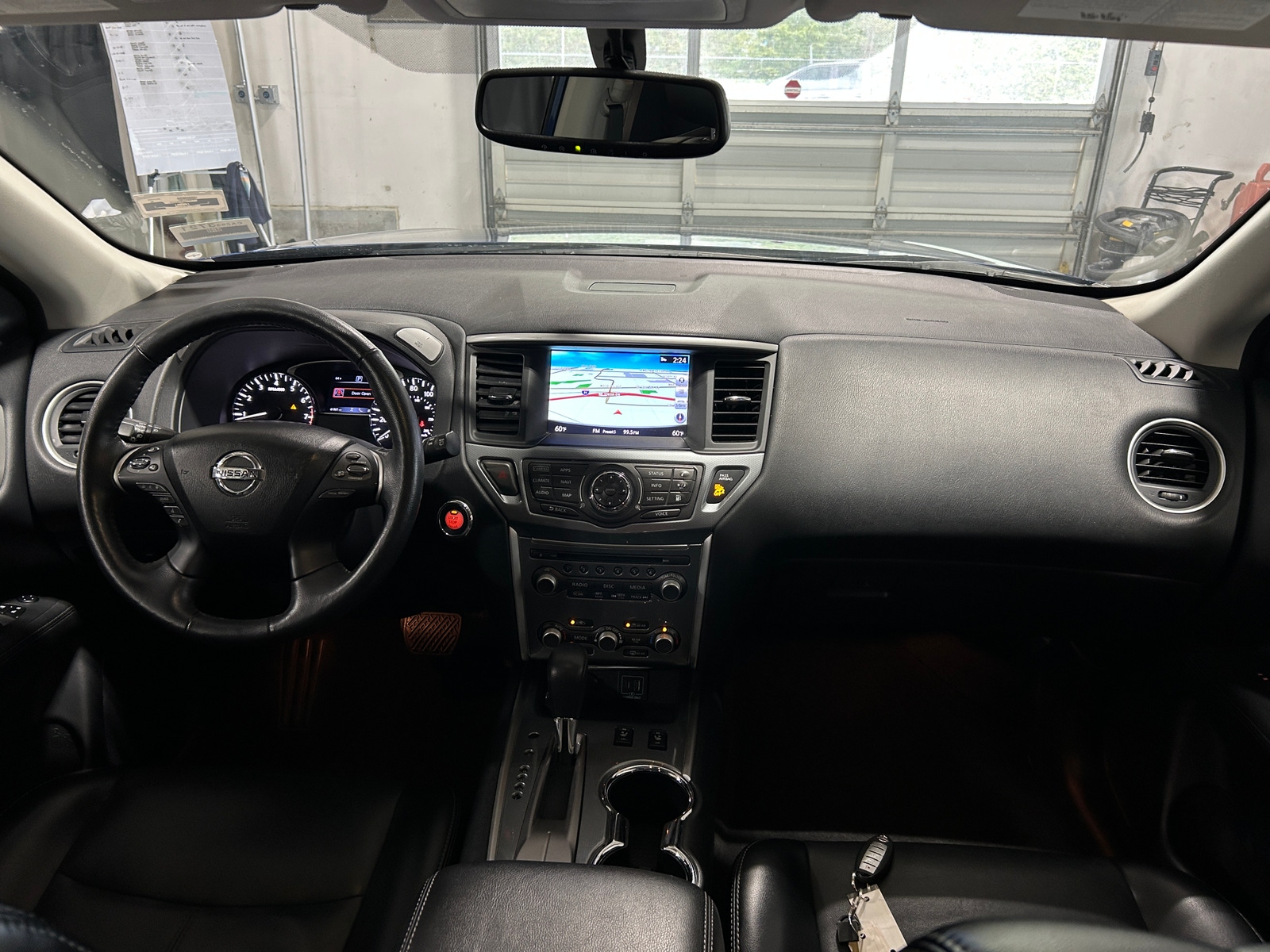Thumbnail: 2020 Nissan Pathfinder - 3