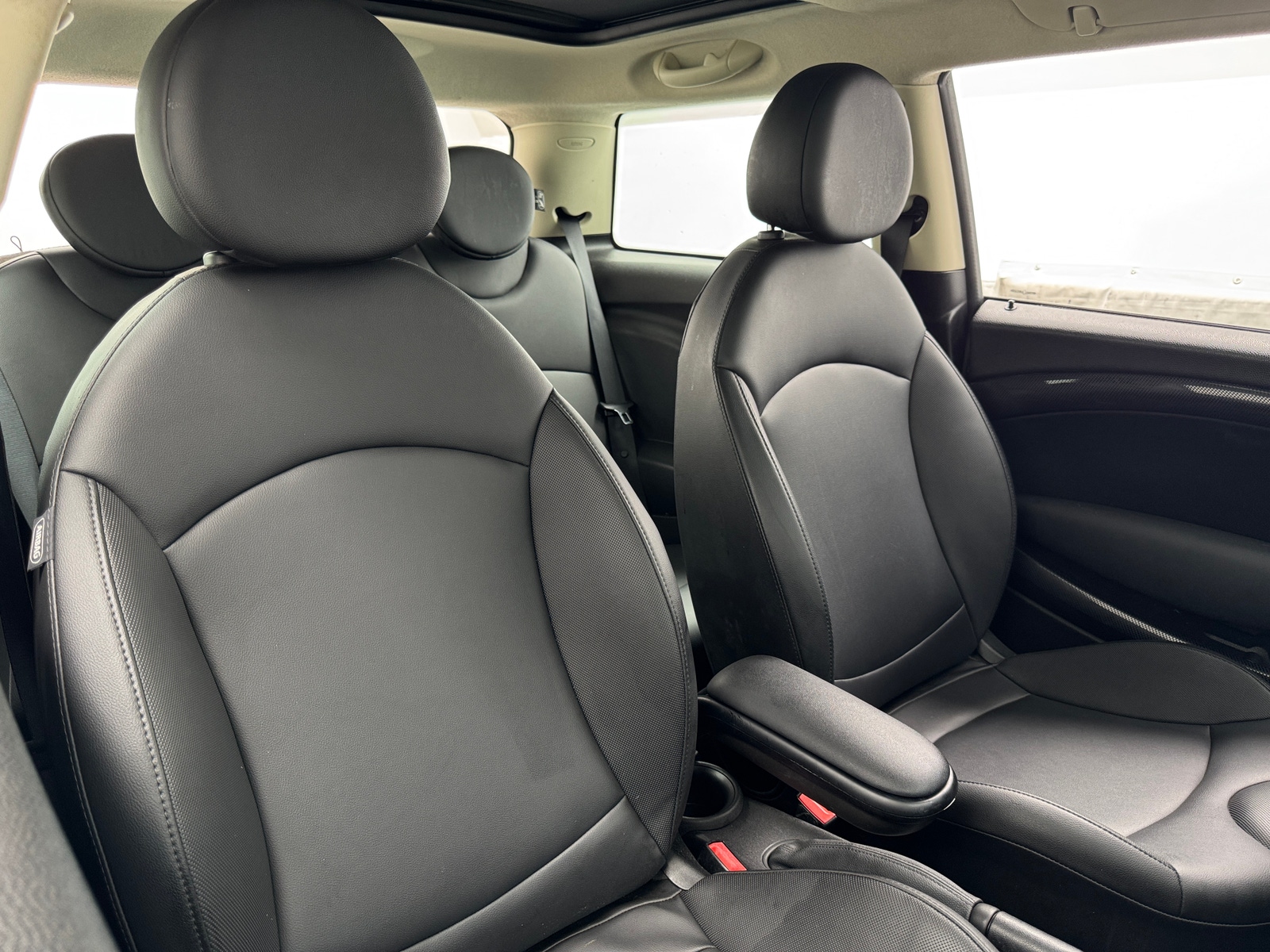 Thumbnail: 2013 MINI Cooper Hardtop - 2