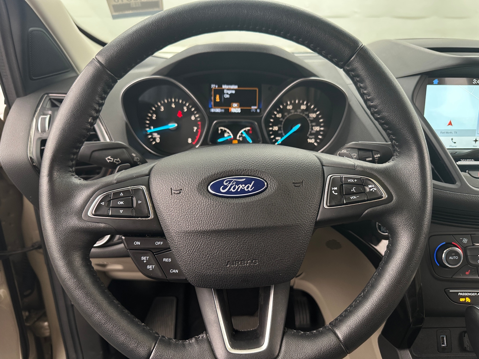 Thumbnail: 2017 Ford Escape - 4
