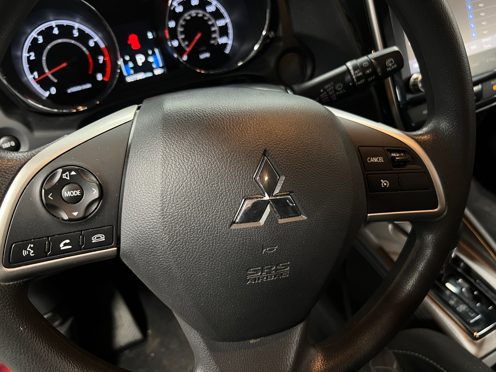Thumbnail: 2020 Mitsubishi Outlander Sport - 5