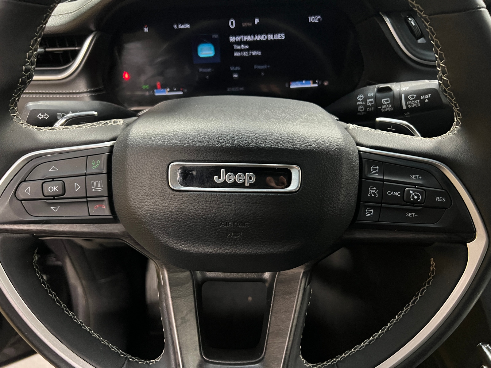 Thumbnail: 2024 Jeep Grand Cherokee L - 4