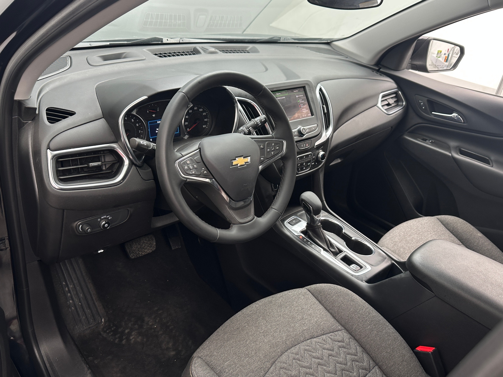 Thumbnail: 2023 Chevrolet Equinox - 3