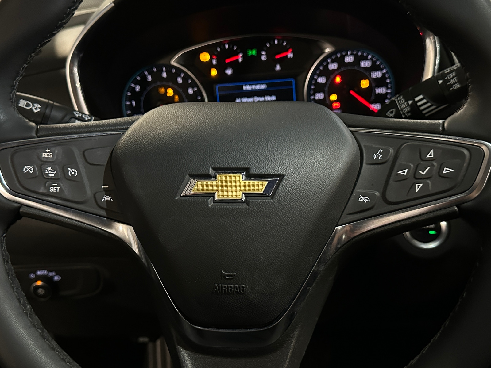 Thumbnail: 2023 Chevrolet Equinox - 5
