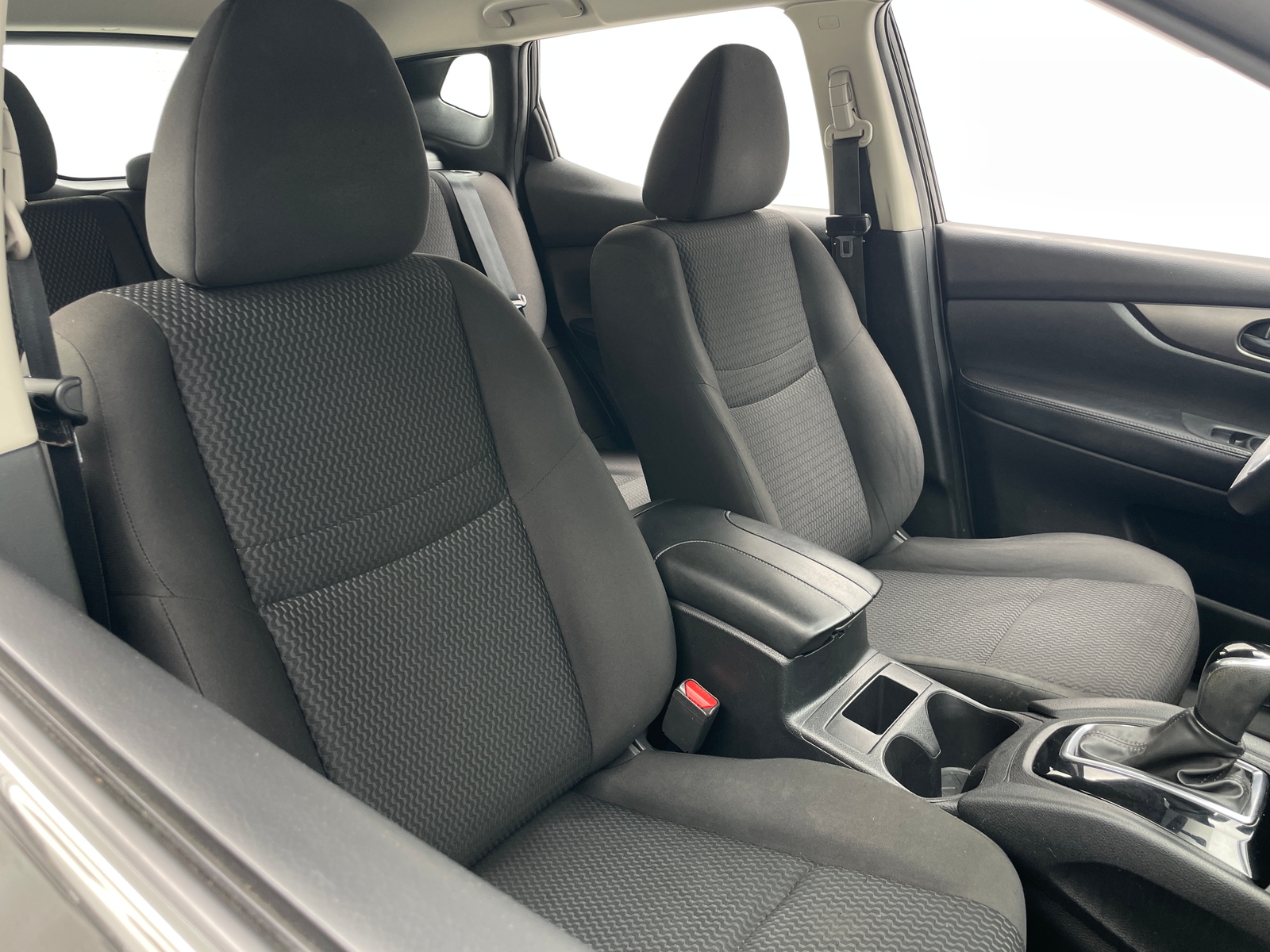 Thumbnail: 2019 Nissan Rogue Sport - 2