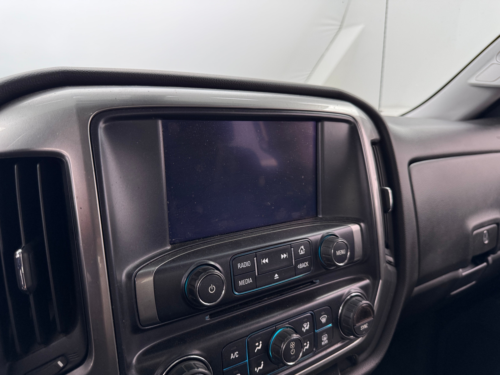 Thumbnail: 2016 Chevrolet Silverado 1500 - 4