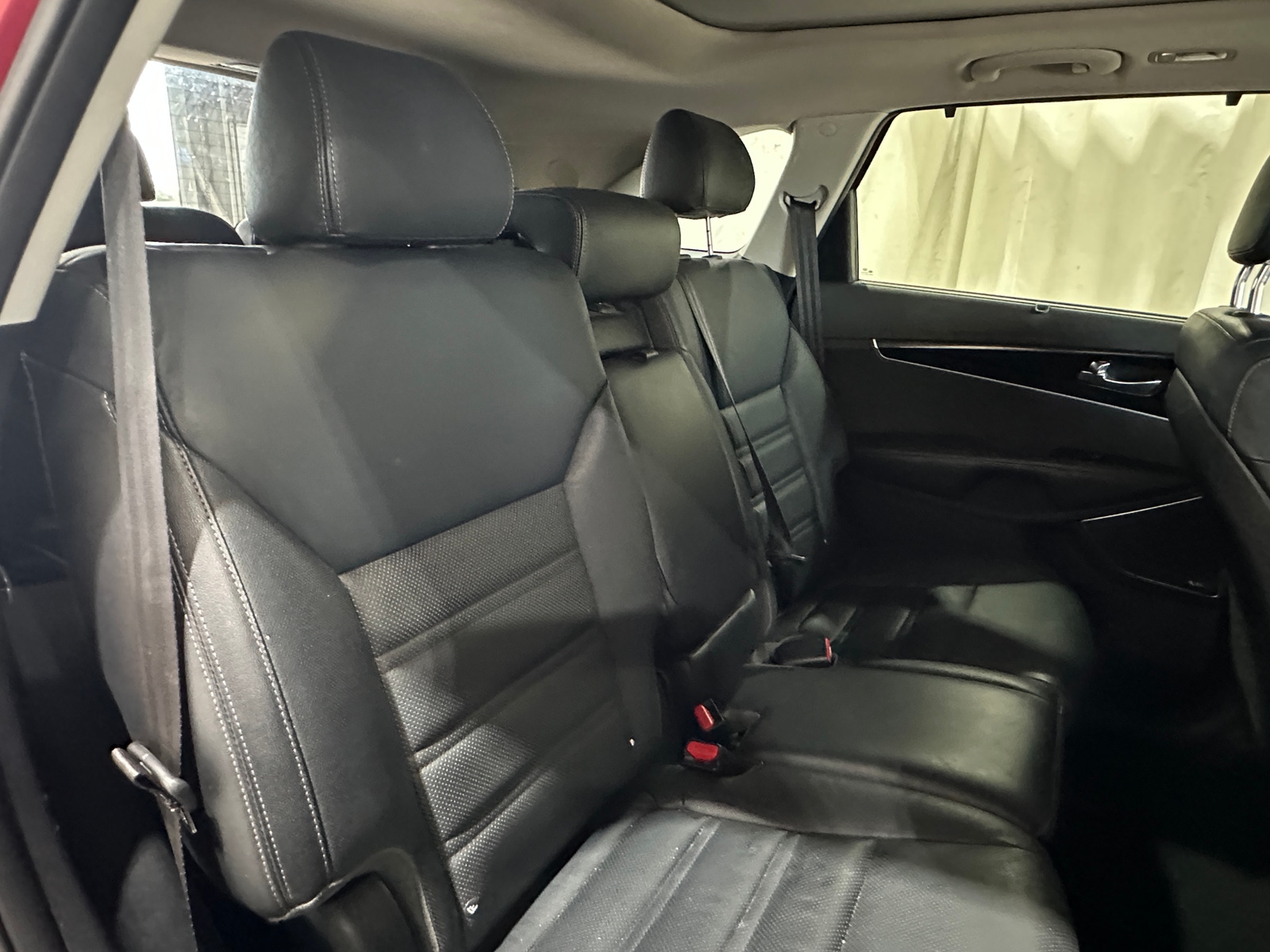Thumbnail: 2016 Kia Sorento - 5