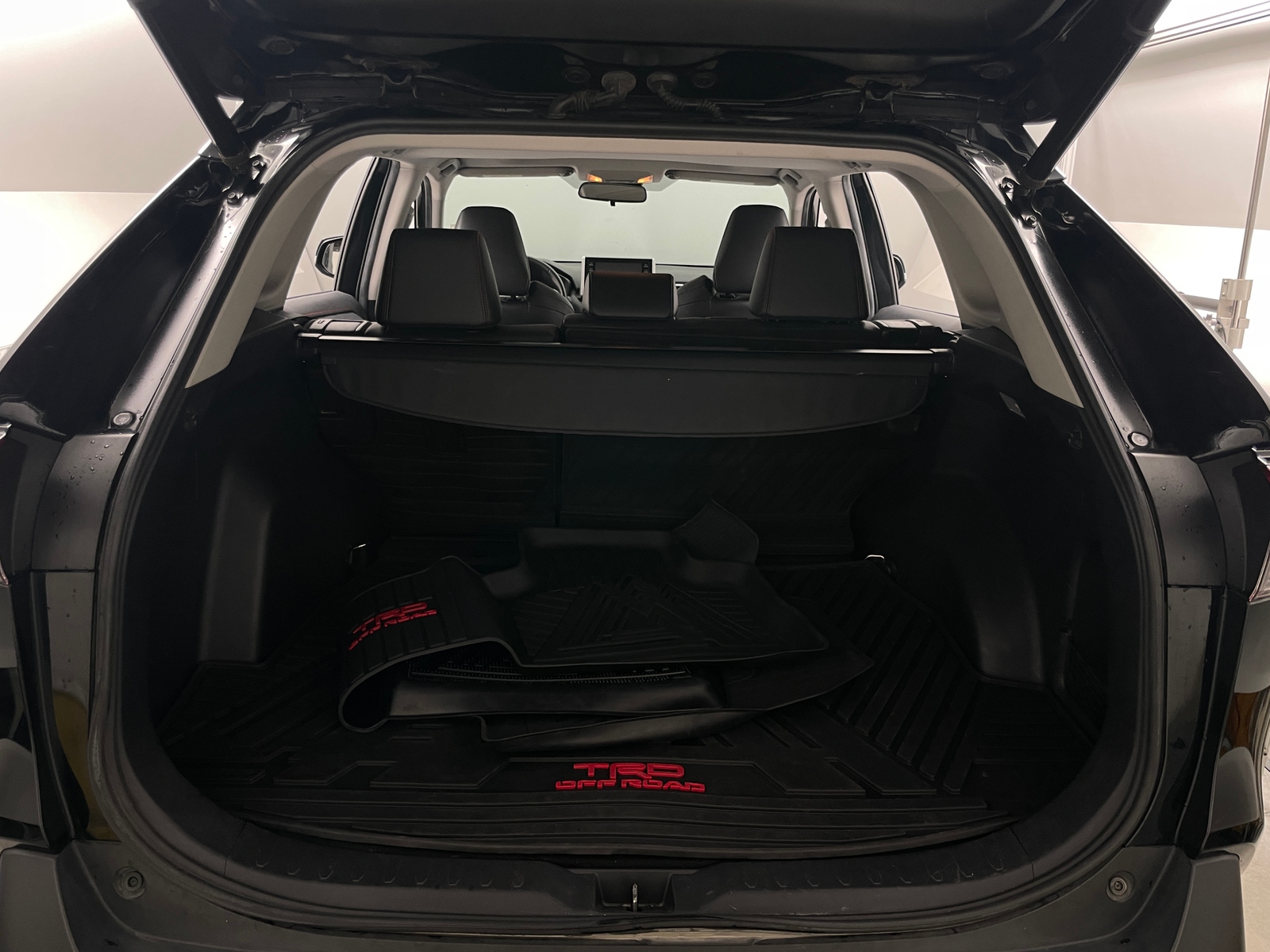 Thumbnail: 2020 Toyota RAV4 - 7