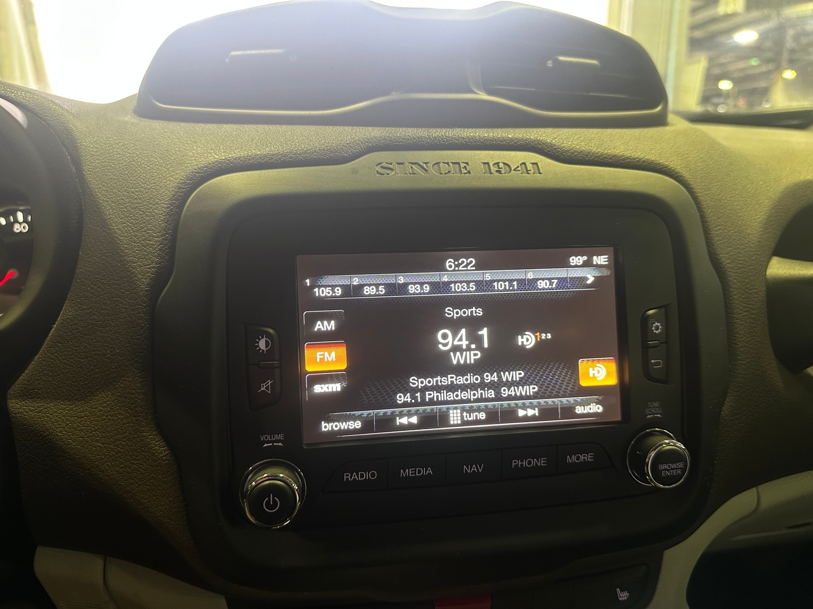 Thumbnail: 2015 Jeep Renegade - 3
