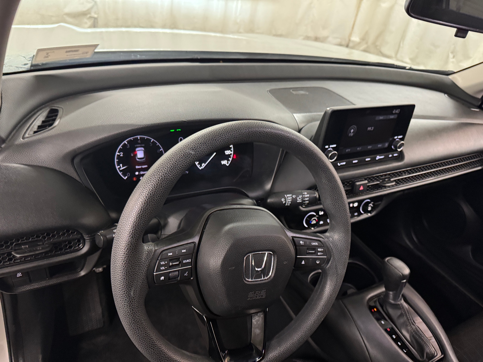 Thumbnail: 2023 Honda HR-V - 3