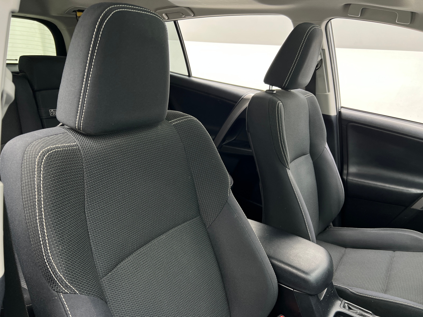 Thumbnail: 2017 Toyota RAV4 - 2
