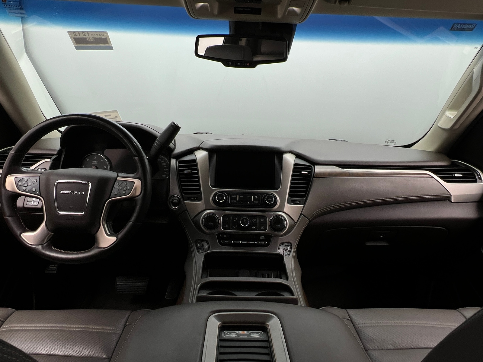Thumbnail: 2019 GMC Yukon XL - 2