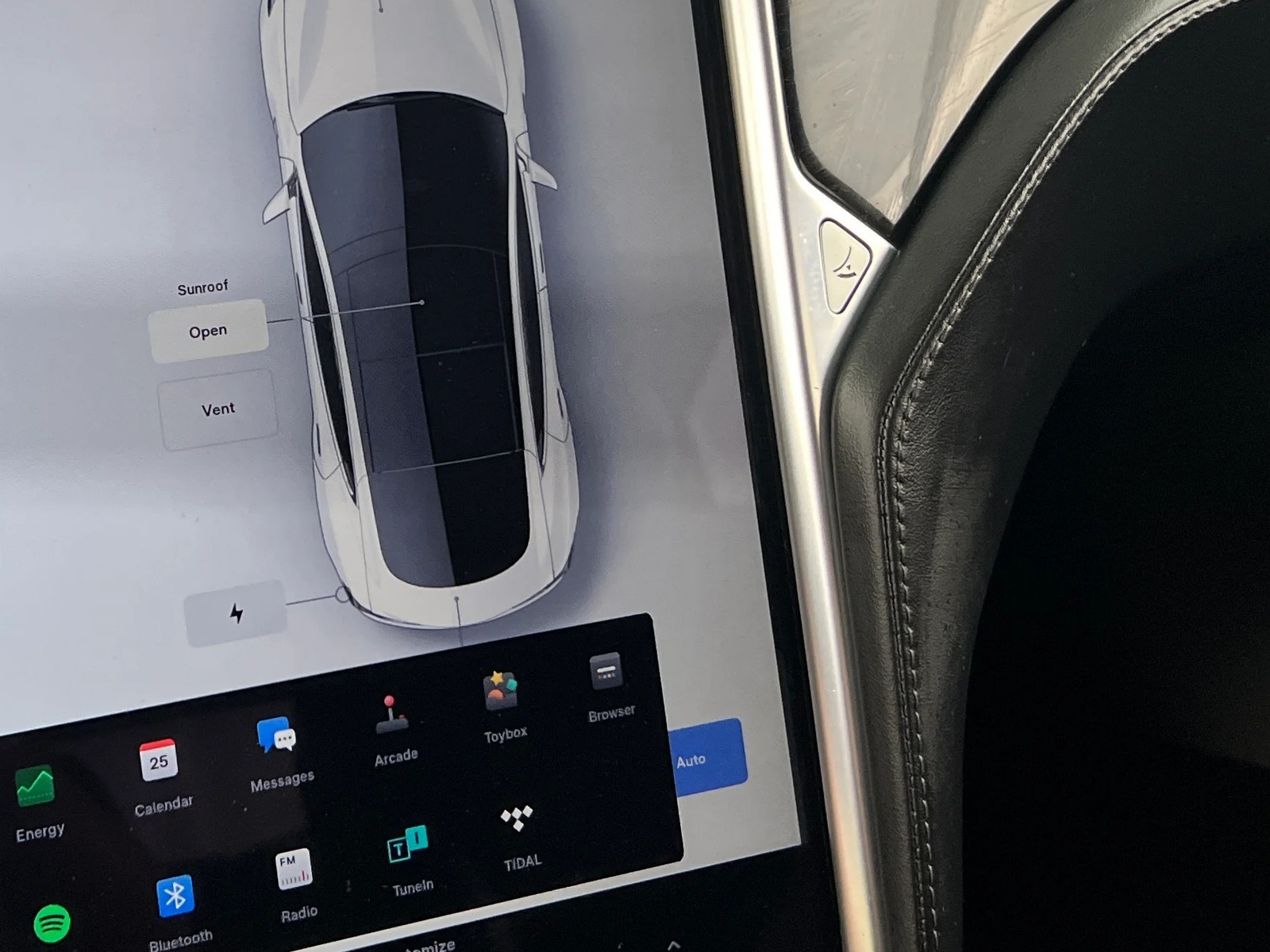 Thumbnail: 2017 Tesla Model S - 3