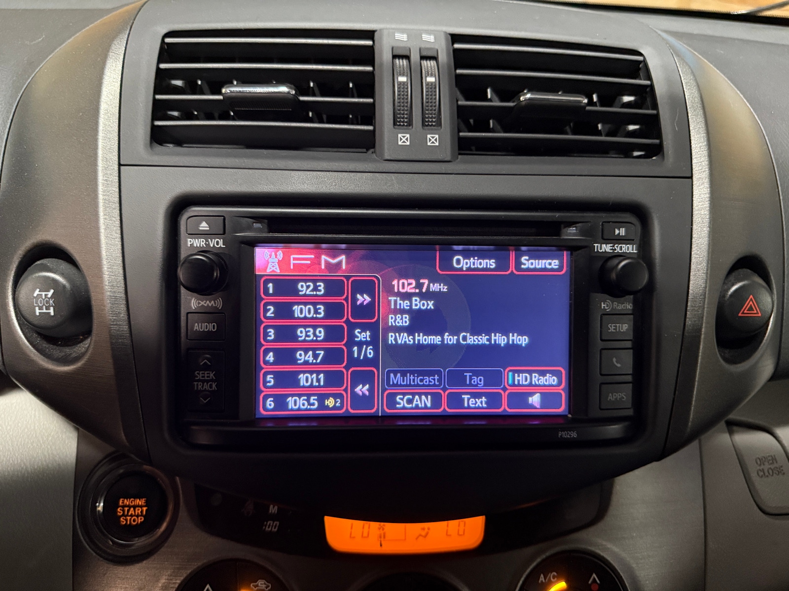 Thumbnail: 2012 Toyota RAV4 - 4