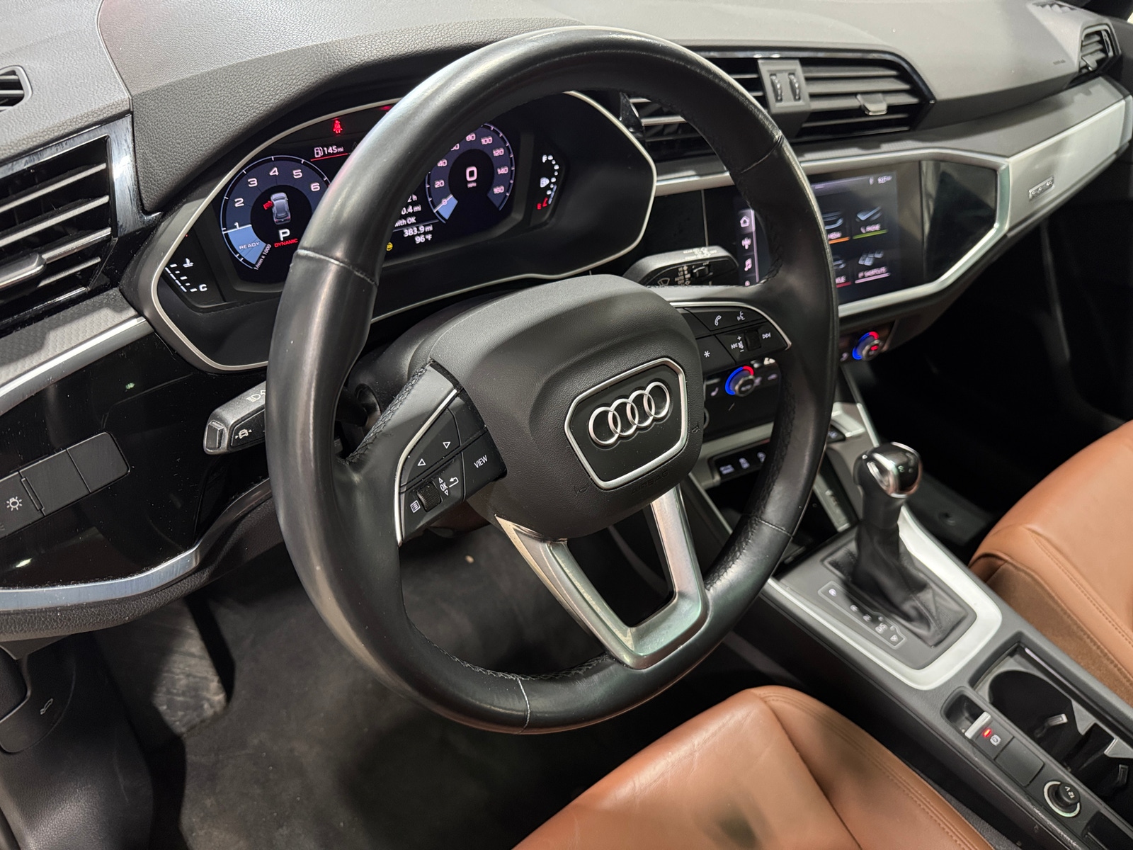 Thumbnail: 2021 Audi Q3 - 2