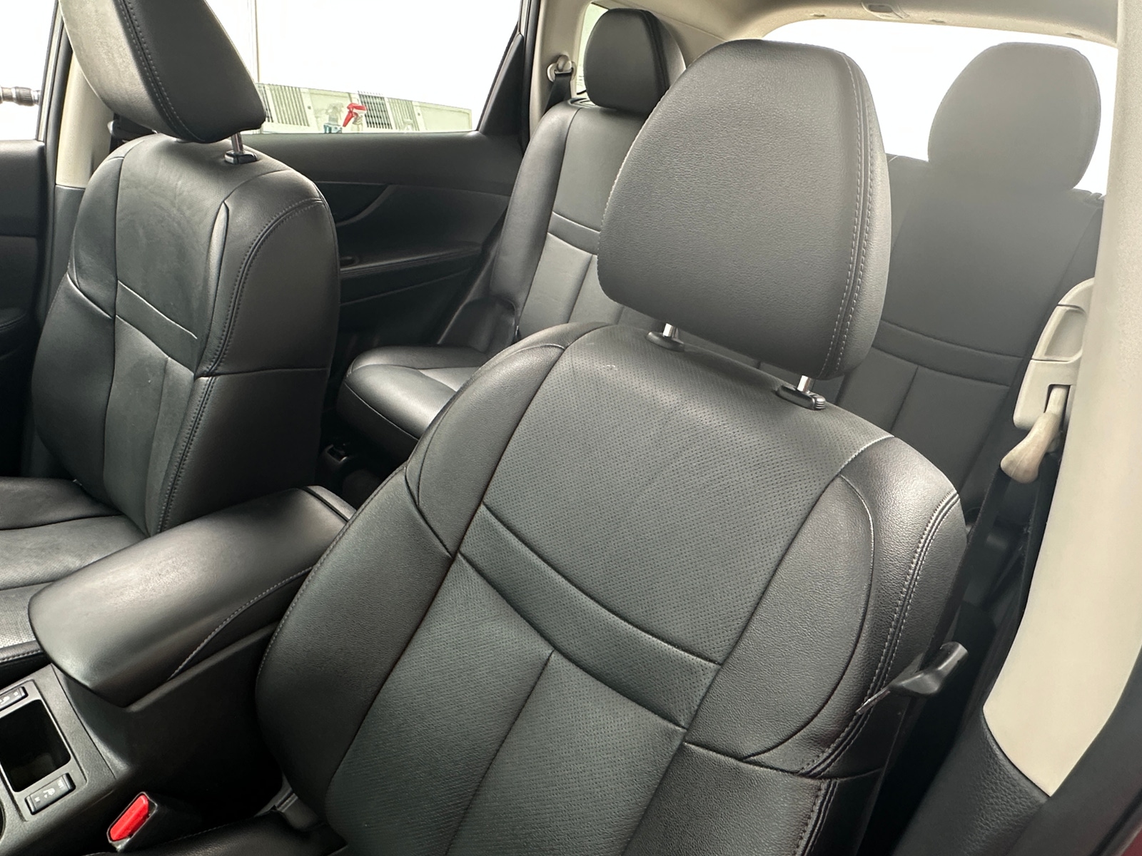 Thumbnail: 2016 Nissan Rogue - 2