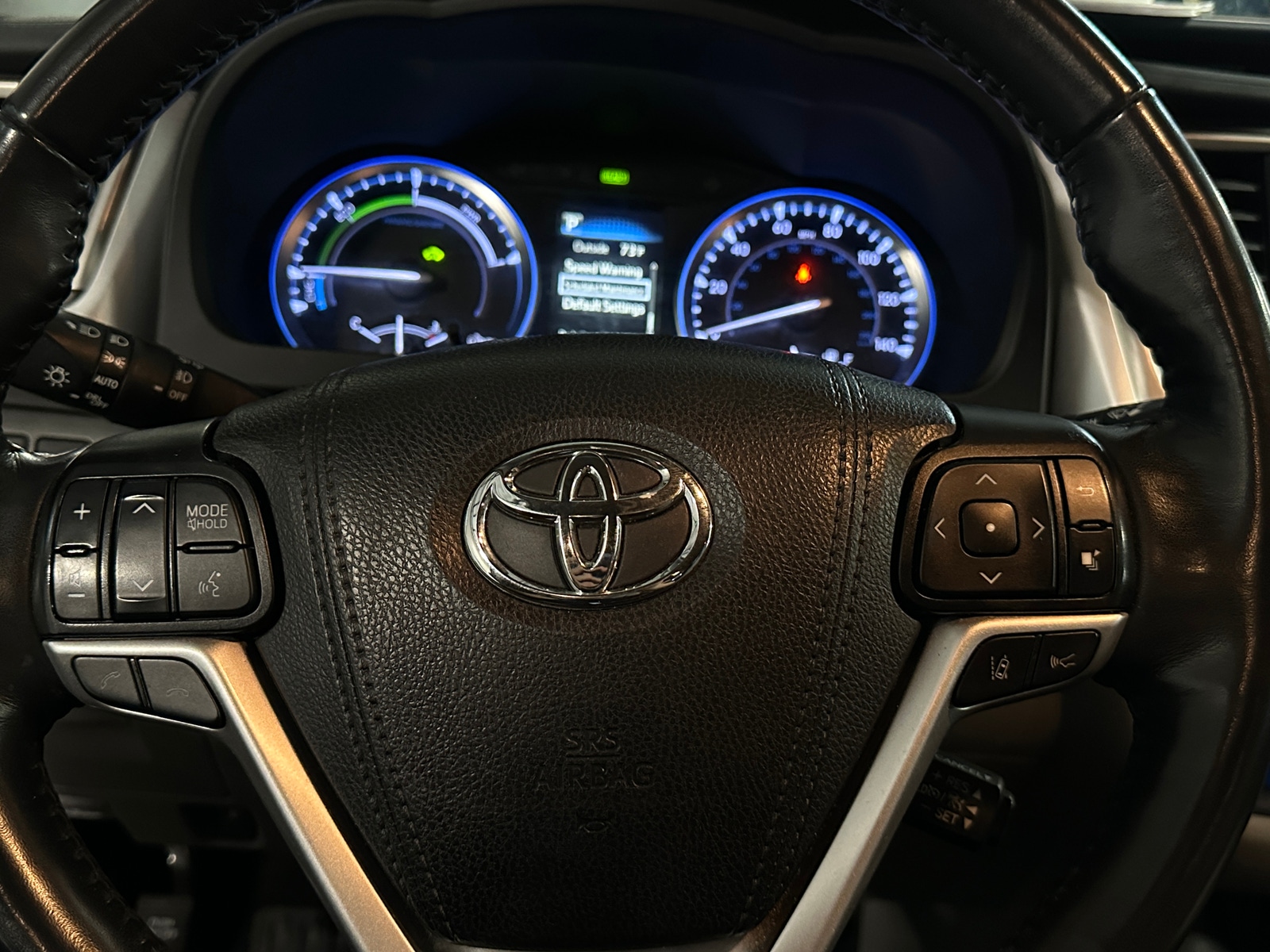 Thumbnail: 2019 Toyota Highlander - 4