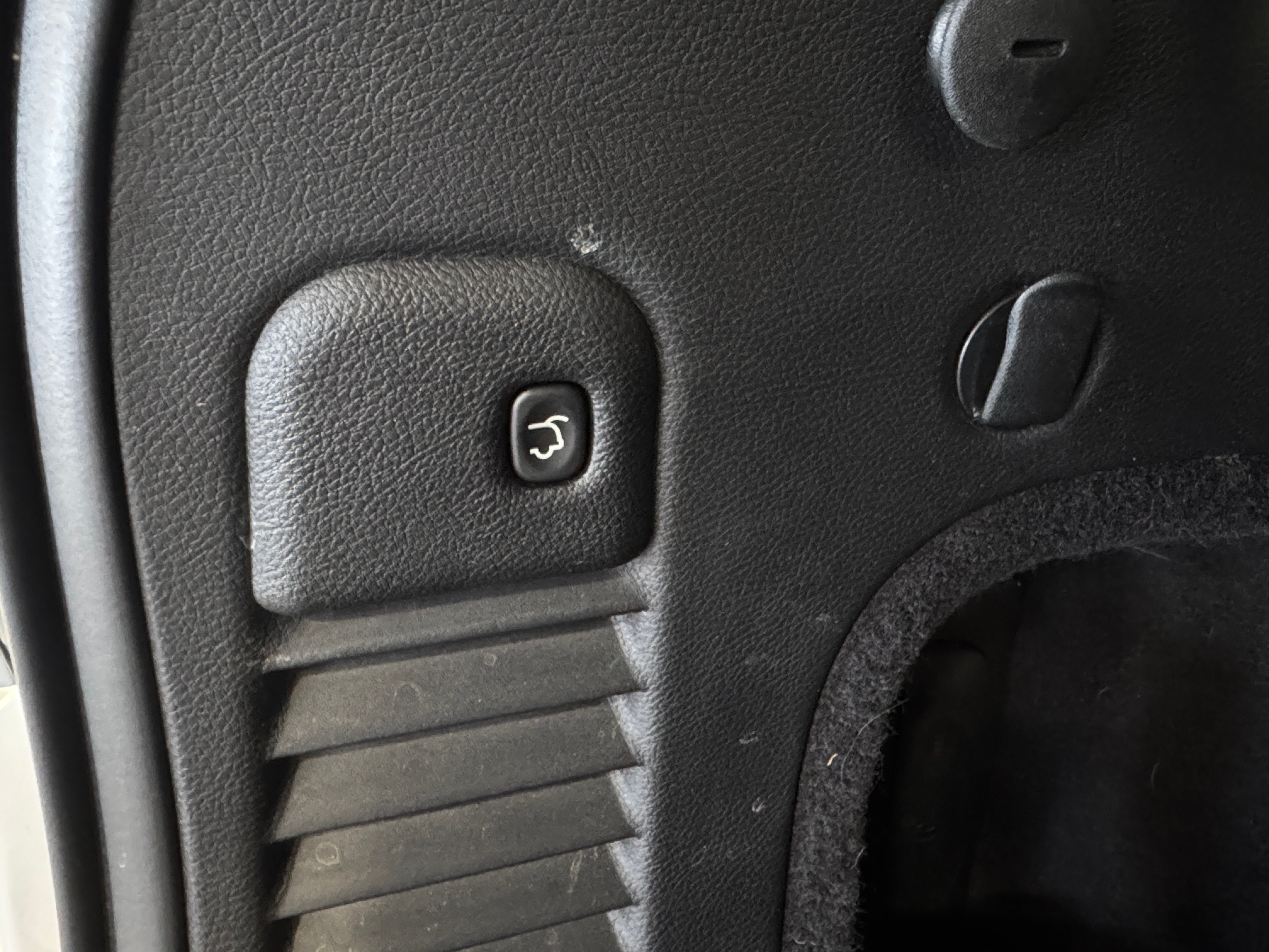Image 4 of 2015 Jeep Grand Cherokee Limited