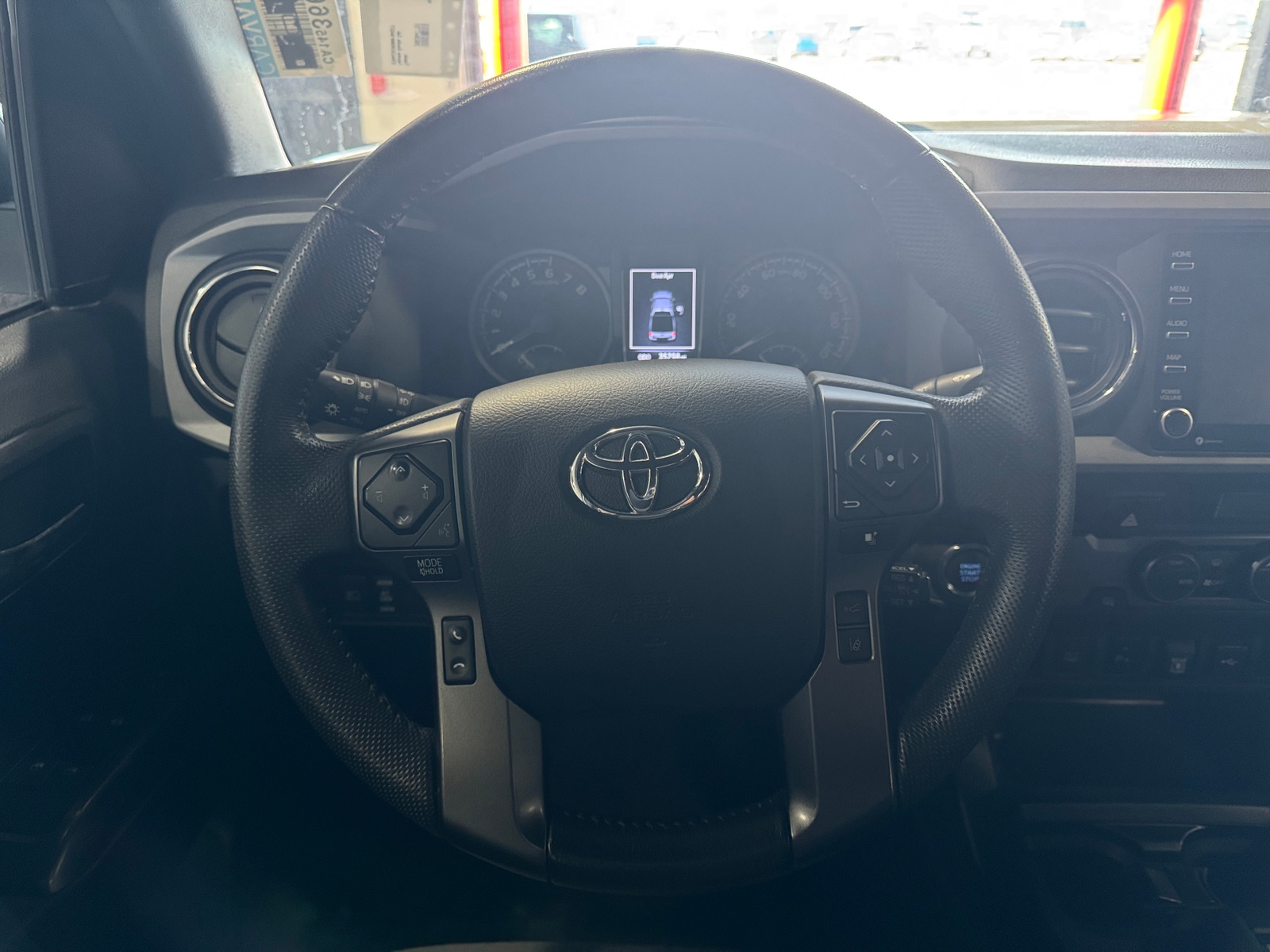 Thumbnail: 2022 Toyota Tacoma - 5