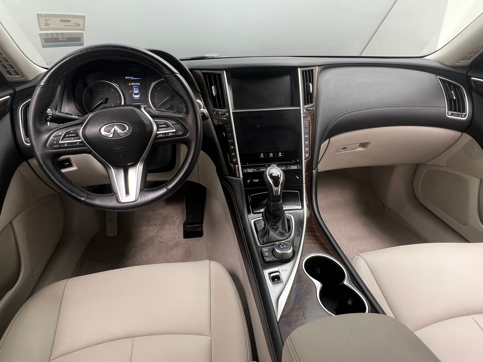 Thumbnail: 2018 INFINITI Q50 - 2
