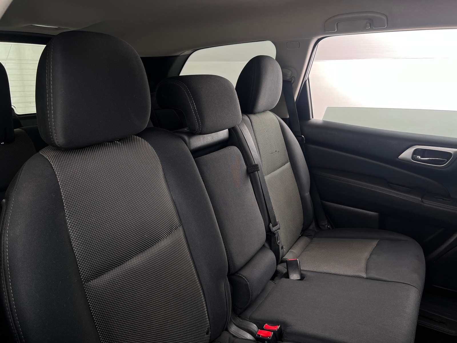 Thumbnail: 2019 Nissan Pathfinder - 6