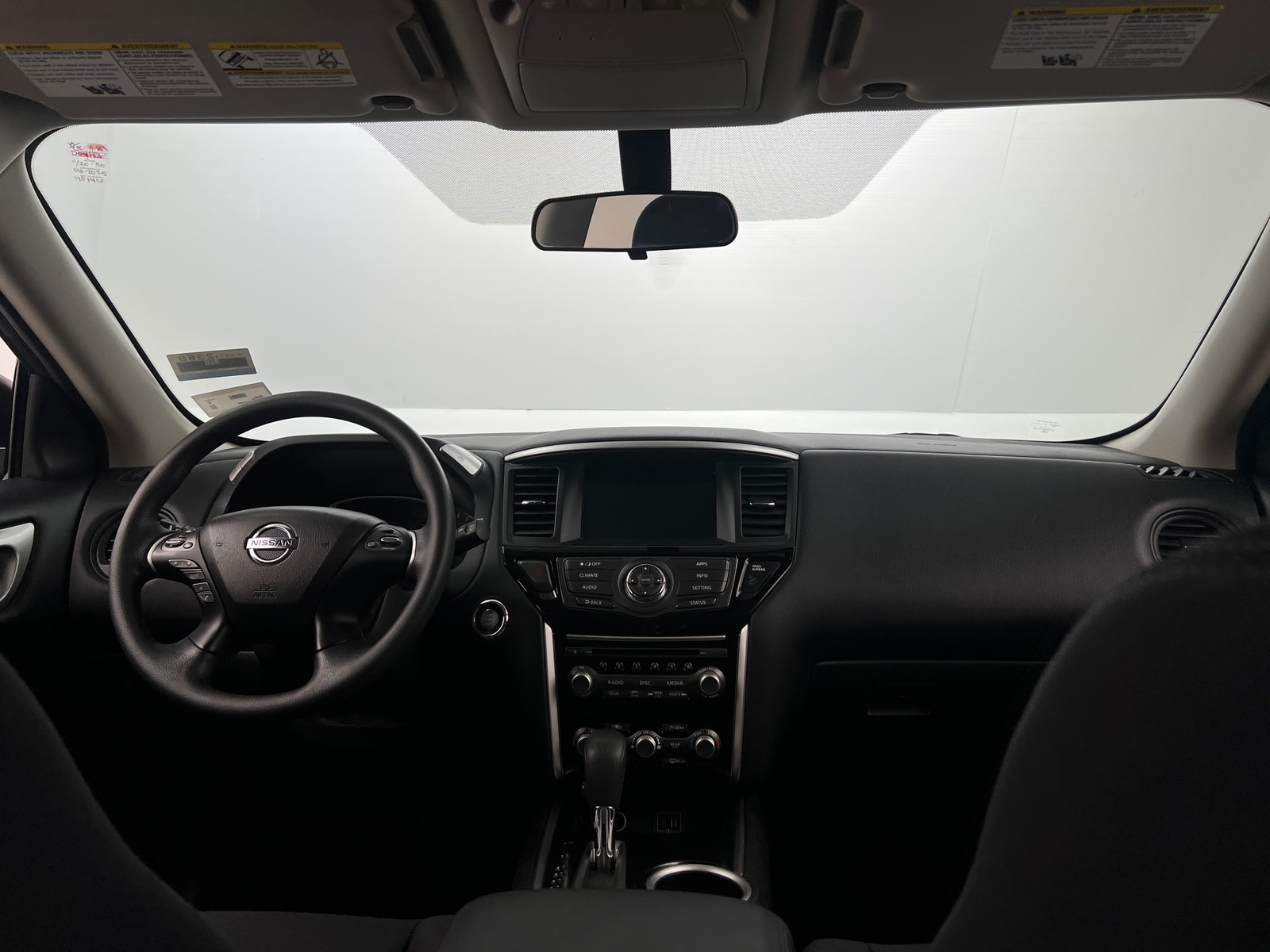 Thumbnail: 2019 Nissan Pathfinder - 3