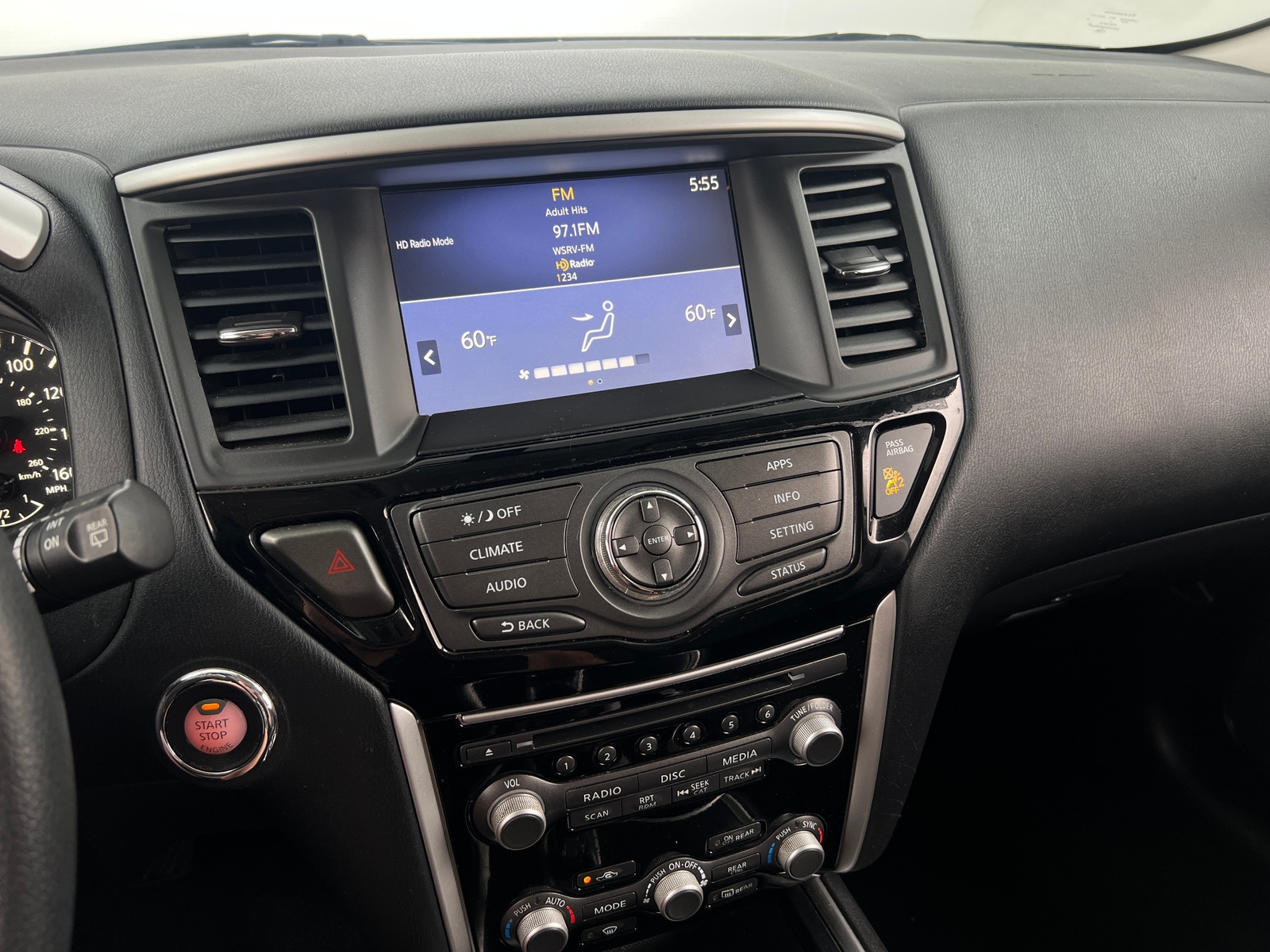 Thumbnail: 2019 Nissan Pathfinder - 4